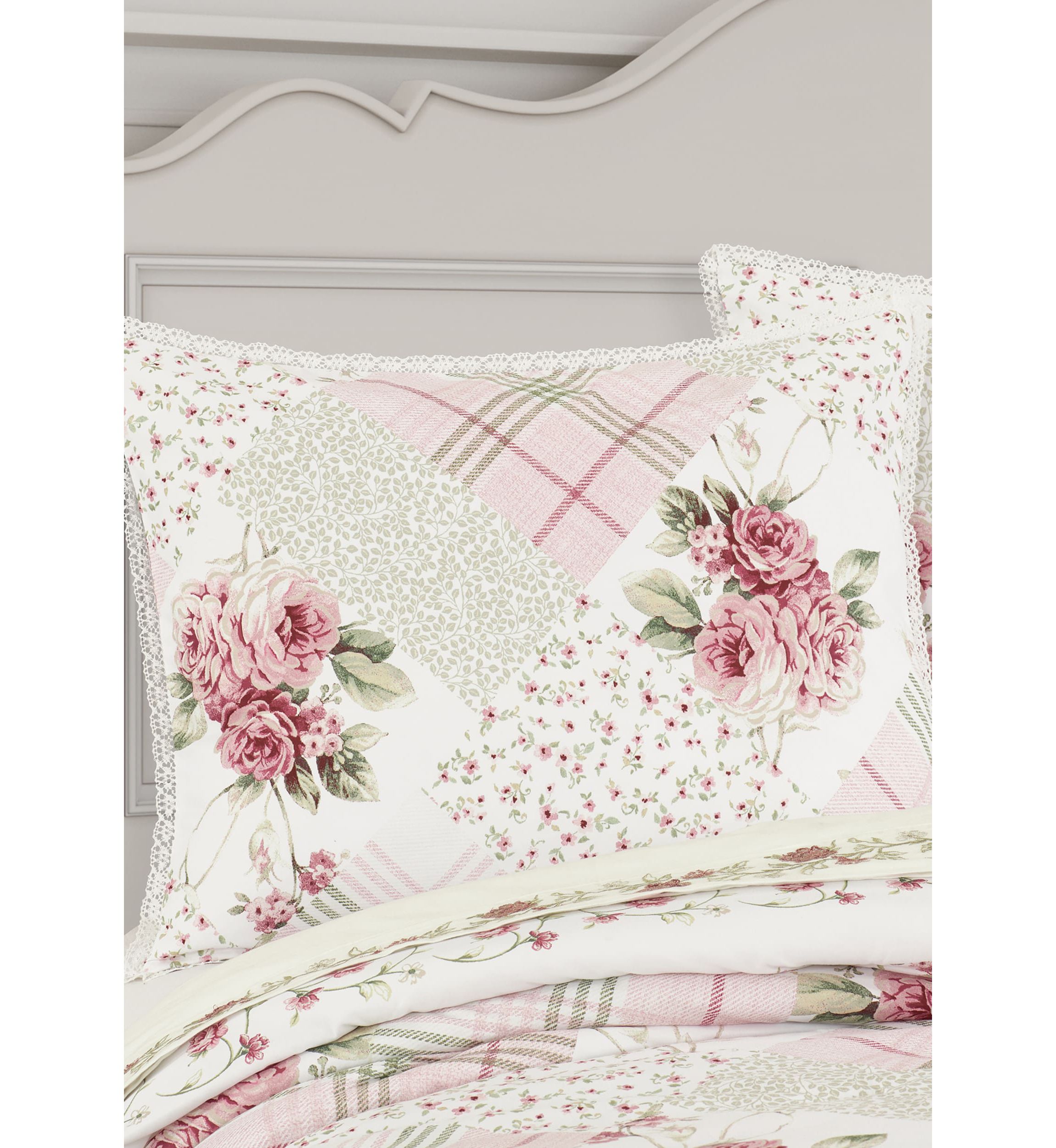 Bungalow 4pc. Comforter Set
