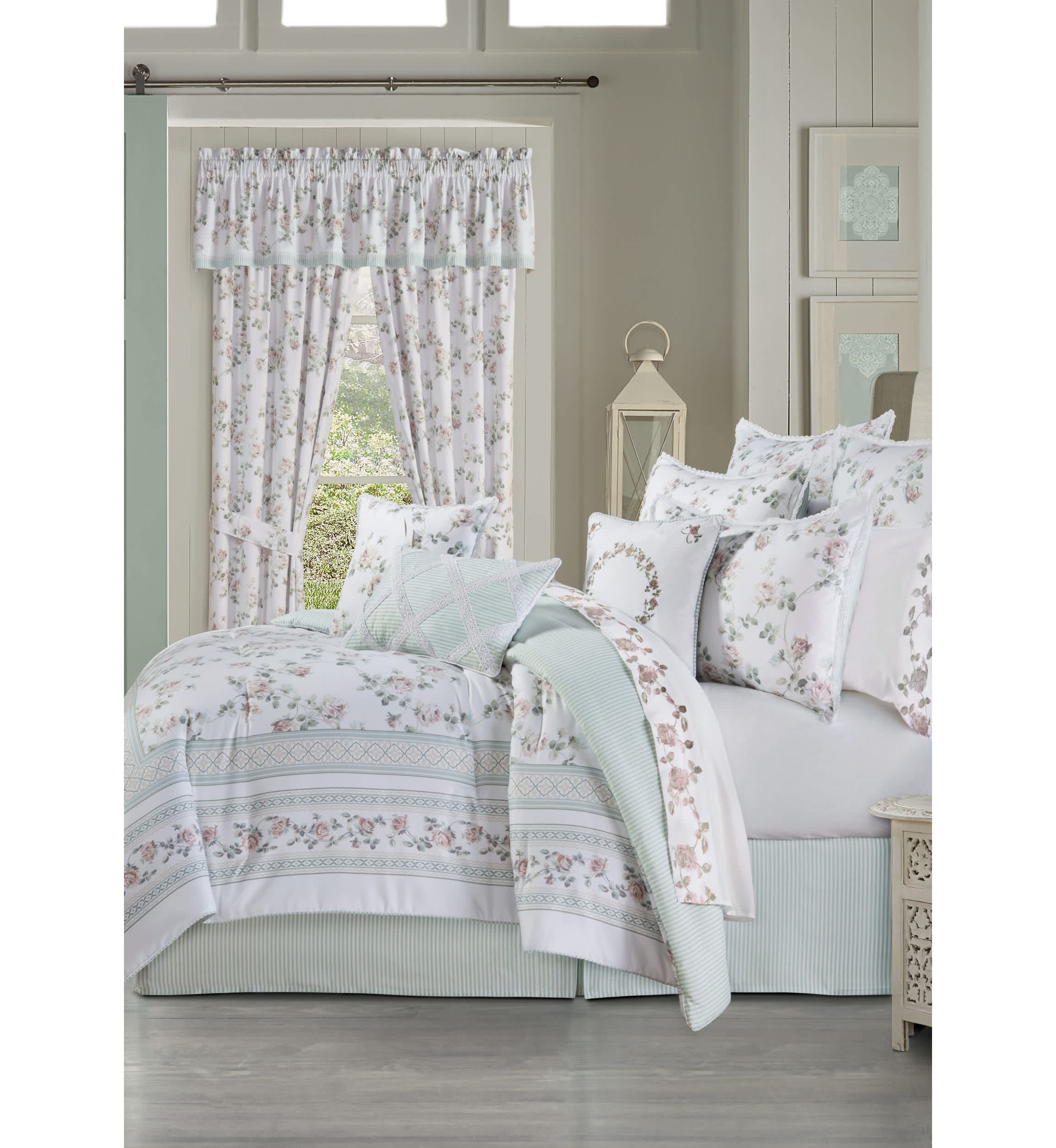 Rialto 4pc. Comforter Set