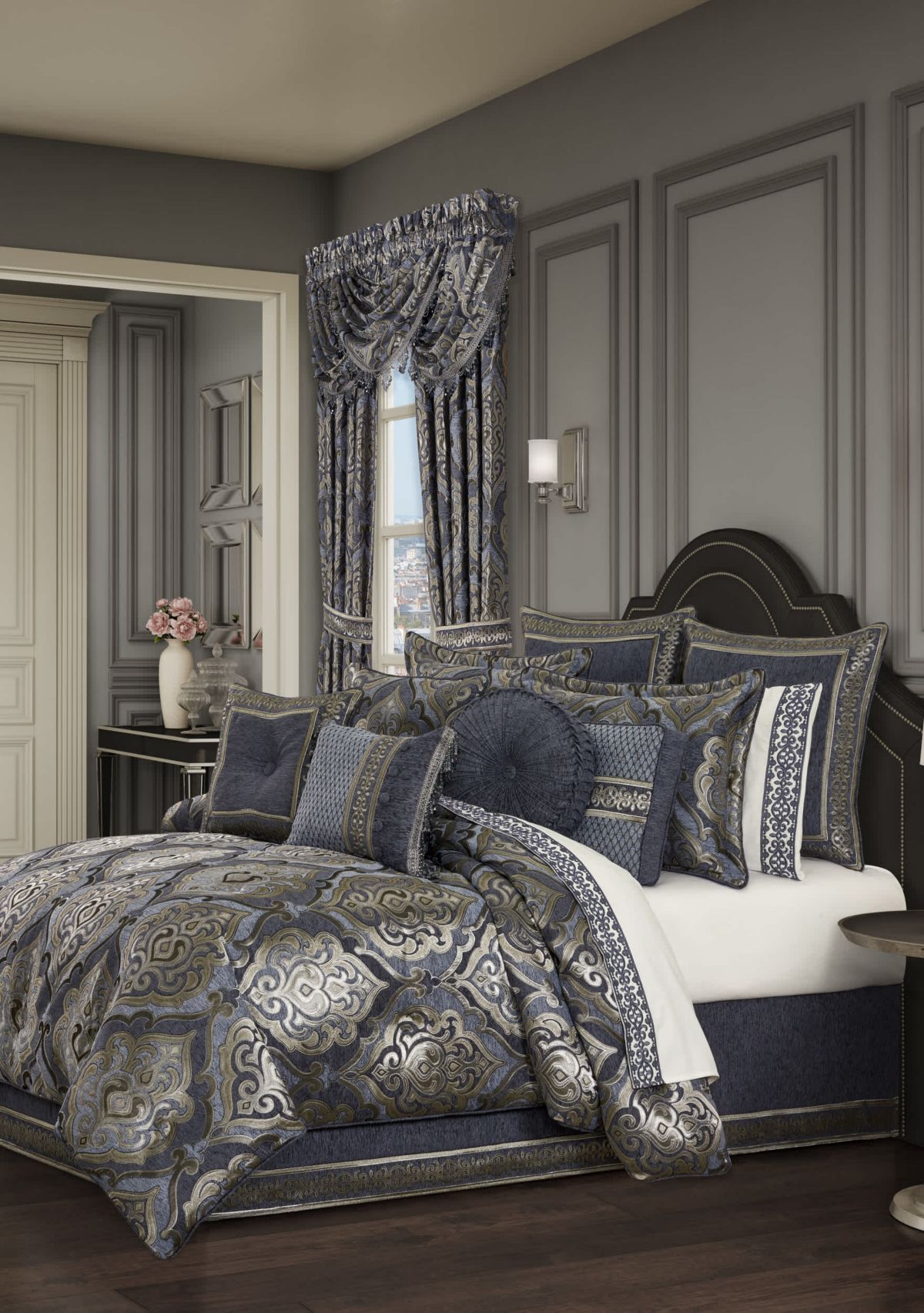 Amici 4pc. Comforter Set