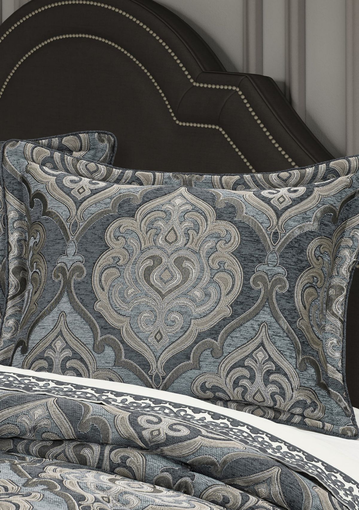Amici 4pc. Comforter Set