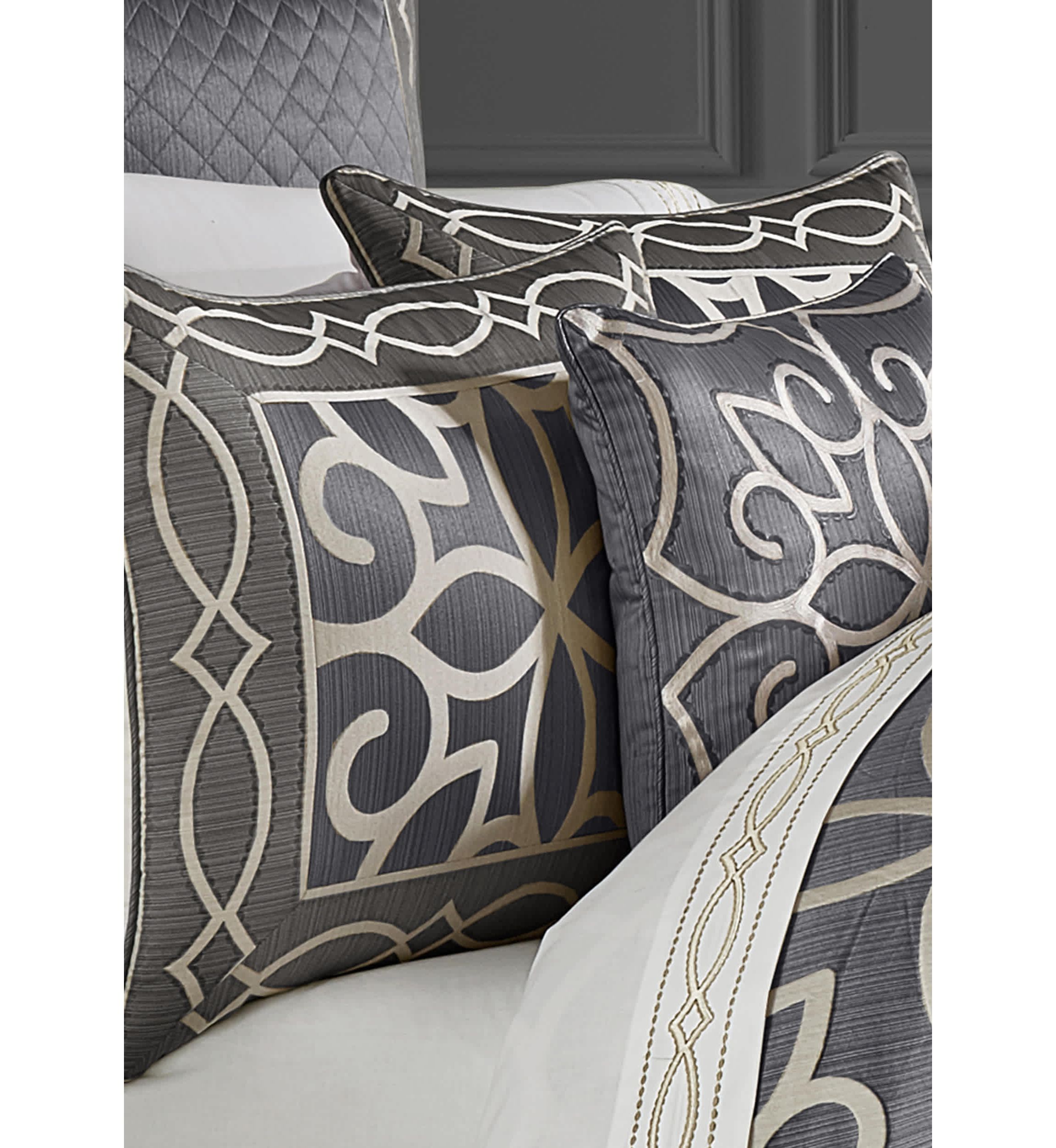 Deco 4 Piece Comforter Set