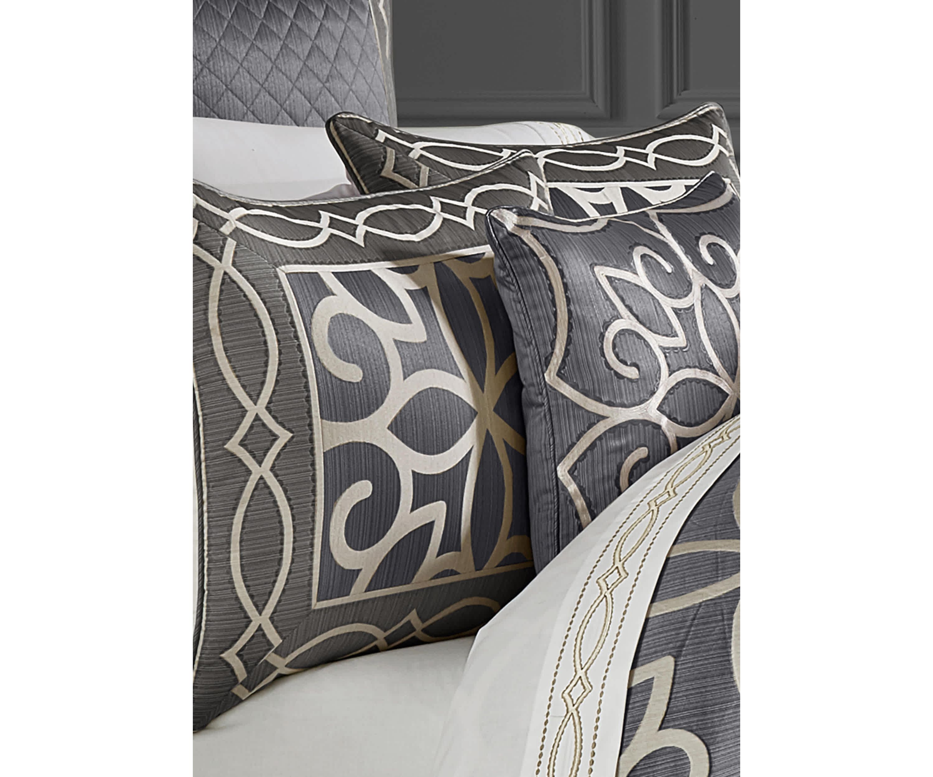 Deco 4 Piece Comforter Set