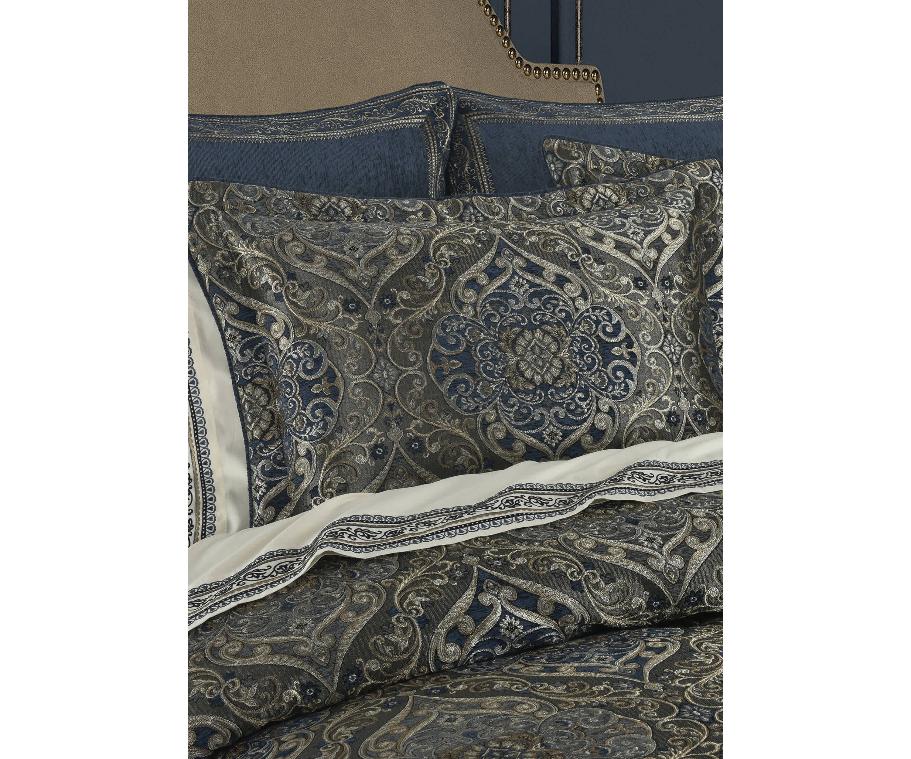 Weston 4pc. Comforter Set