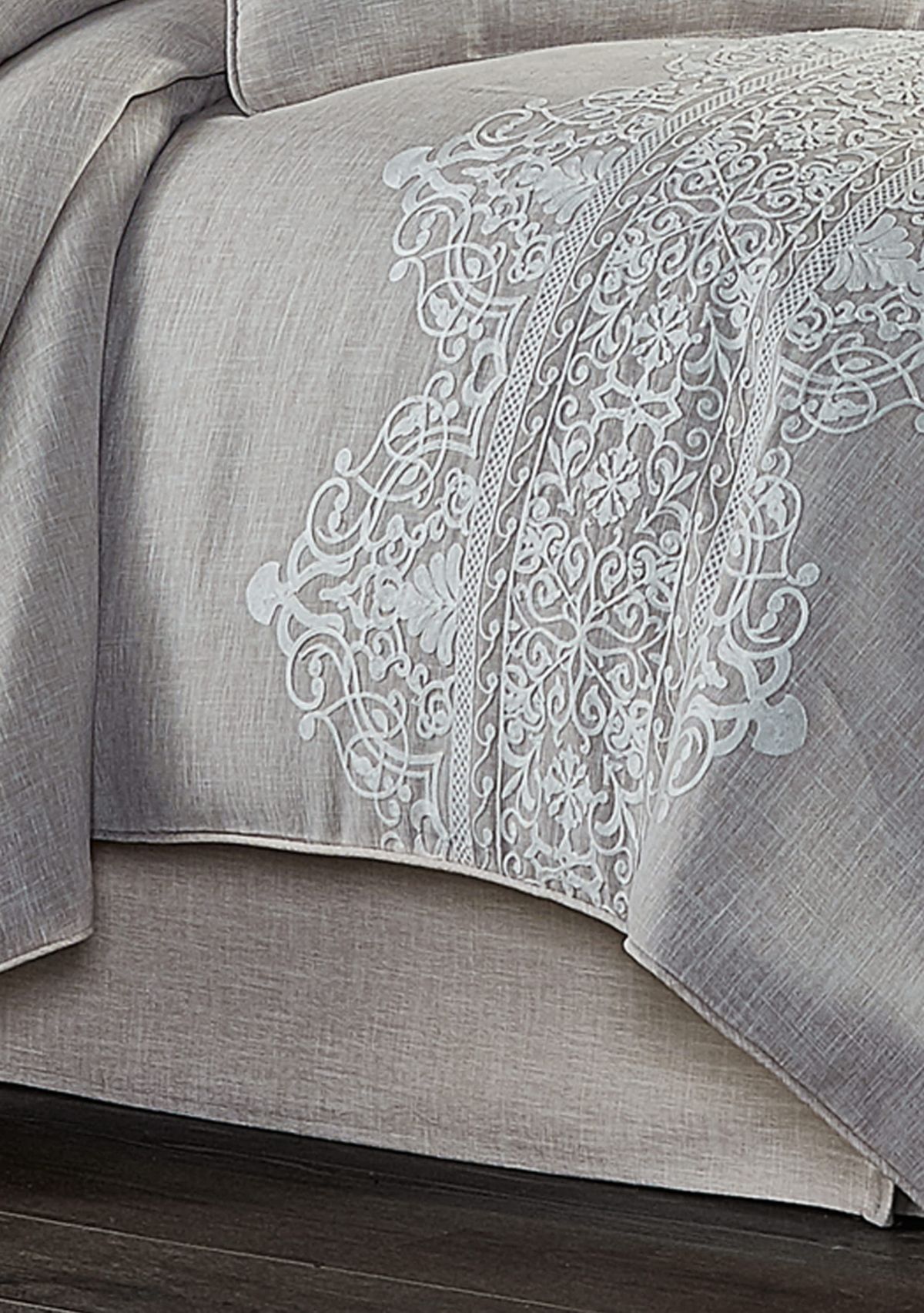 Aimee 4pc. Comforter Set