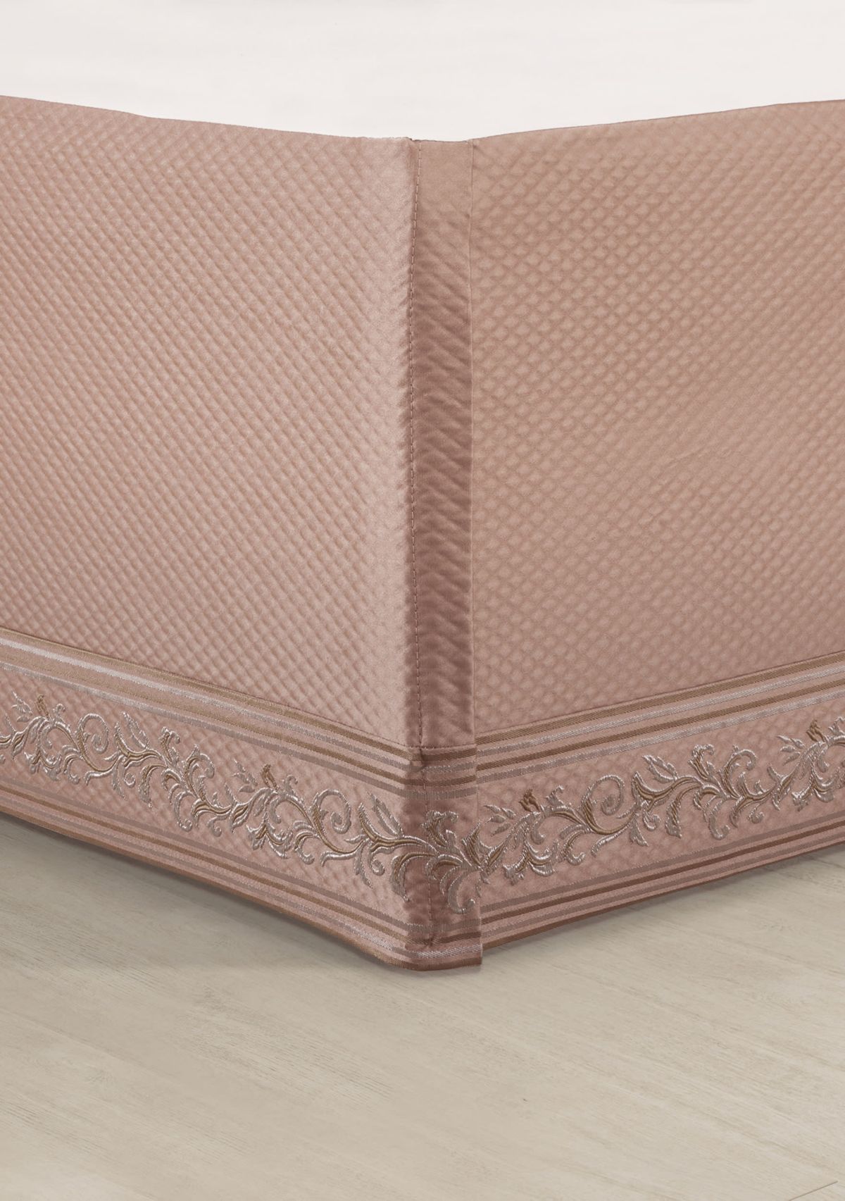 Rosewater 4pc. Comforter Set