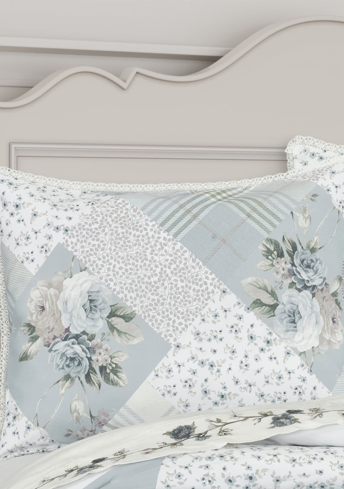 Bungalow 4pc. Comforter Set