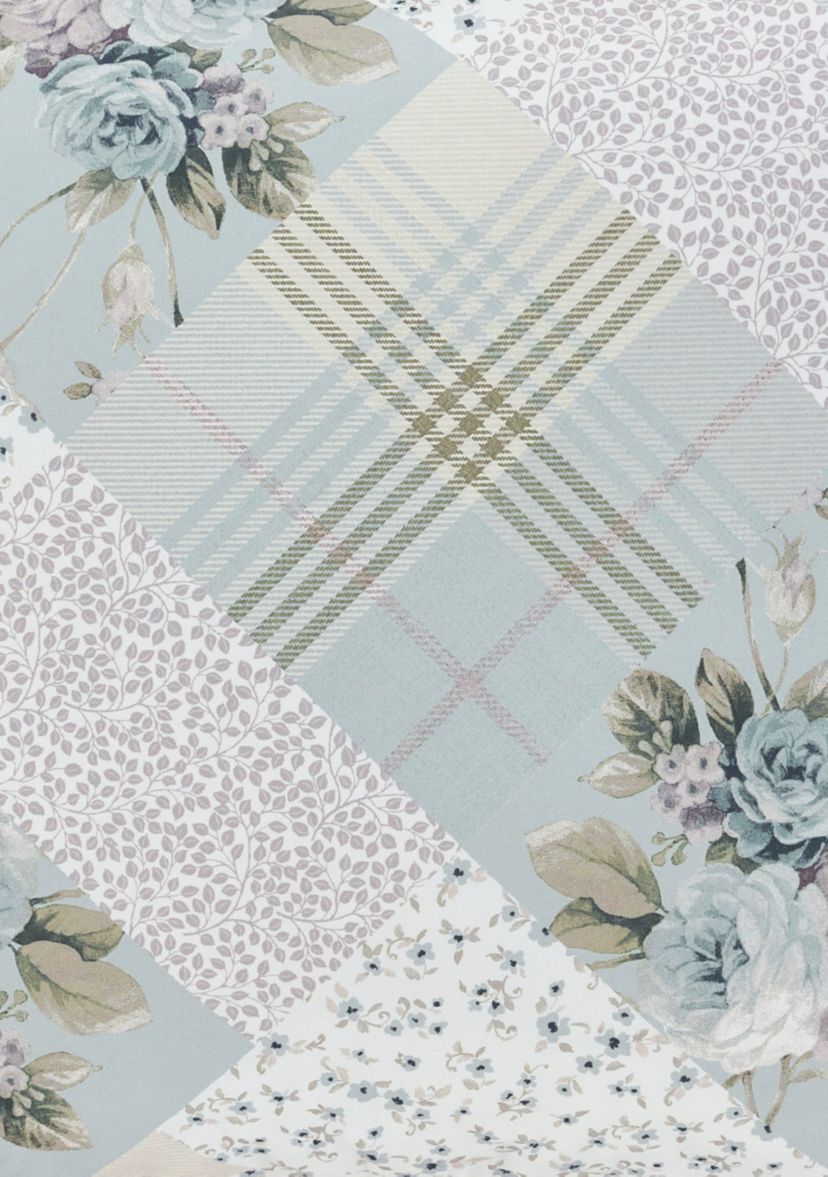 Bungalow 4pc. Comforter Set