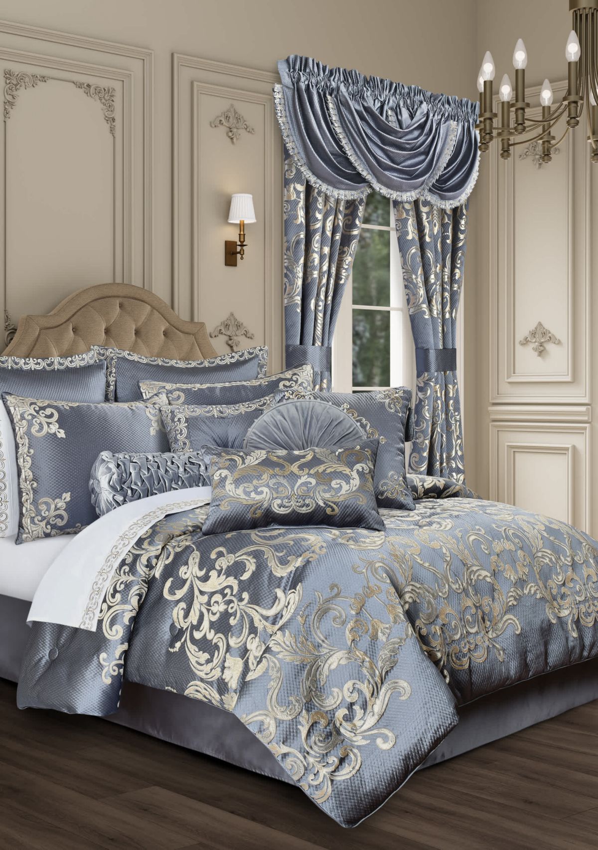 Dicaprio 4pc. Comforter Set