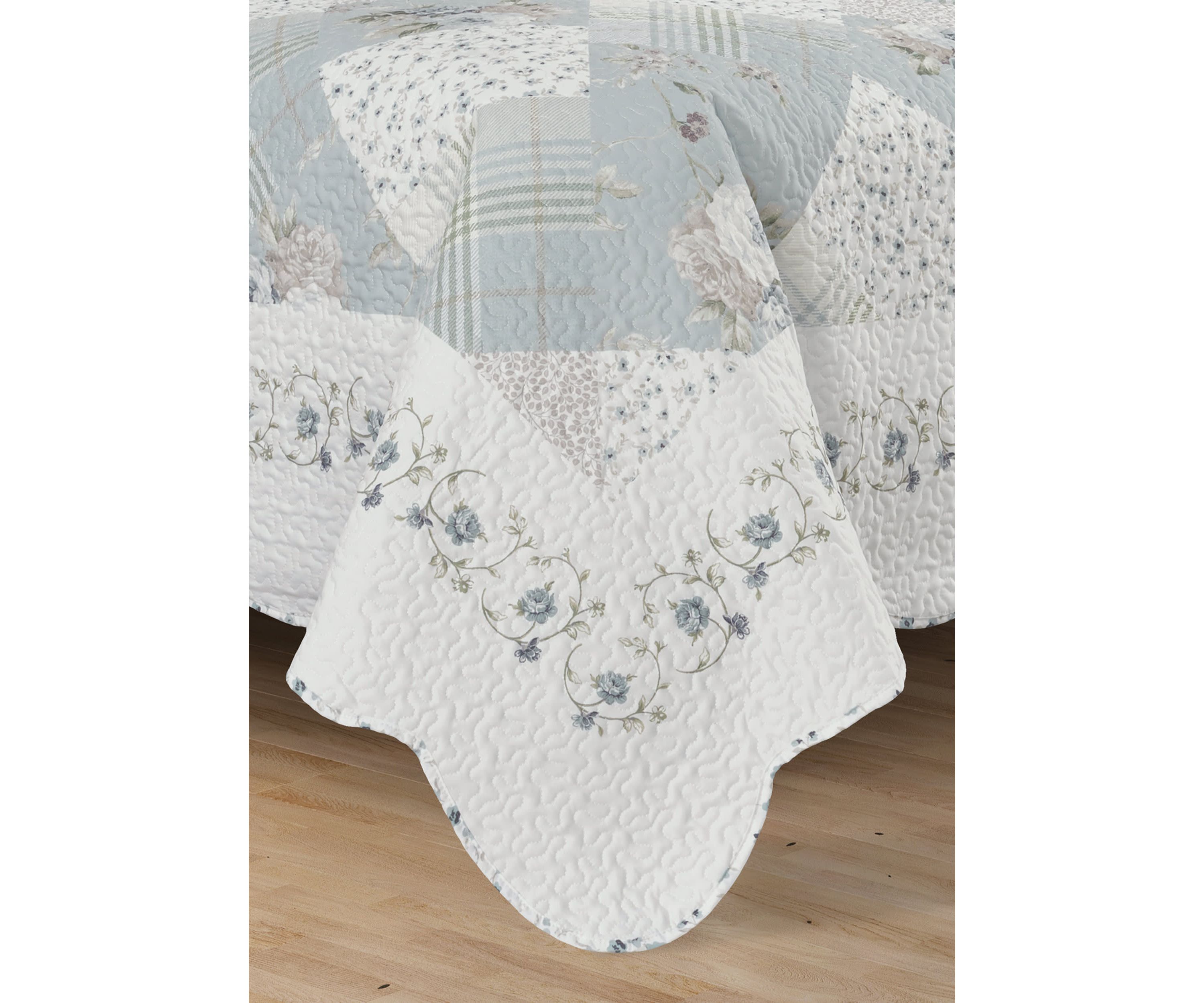 Bungalow 3pc. Quilt Set