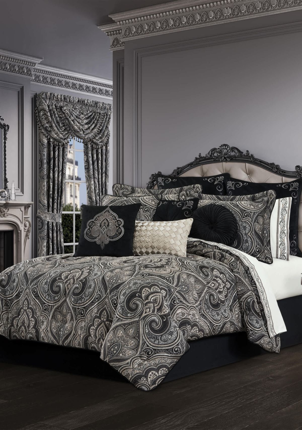Davinci 4pc. Comforter Set