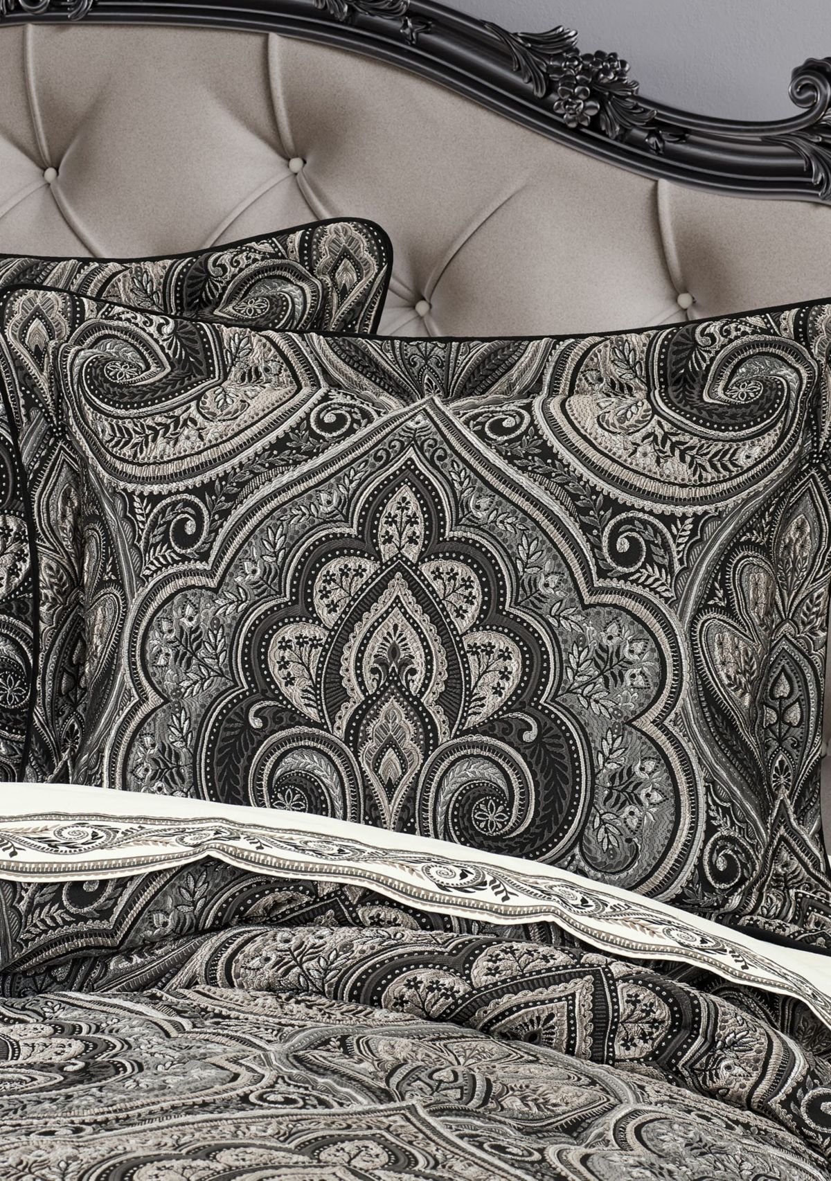 Davinci 4pc. Comforter Set