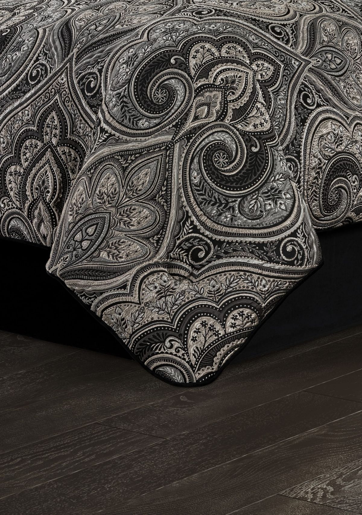 Davinci 4pc. Comforter Set