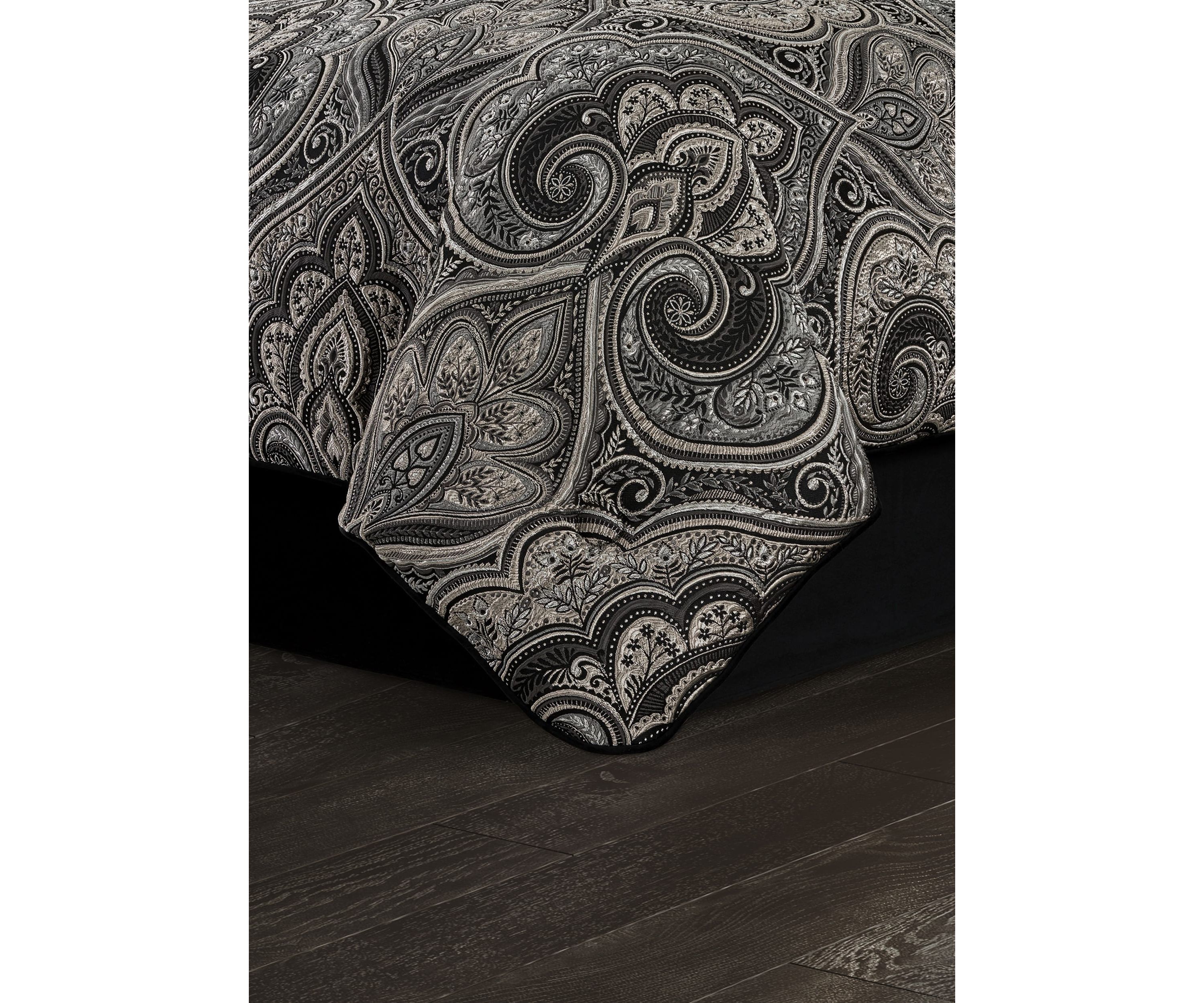Davinci 4pc. Comforter Set