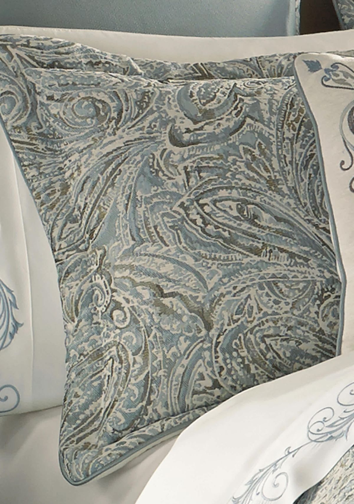 Giovani 4pc. Comforter Set