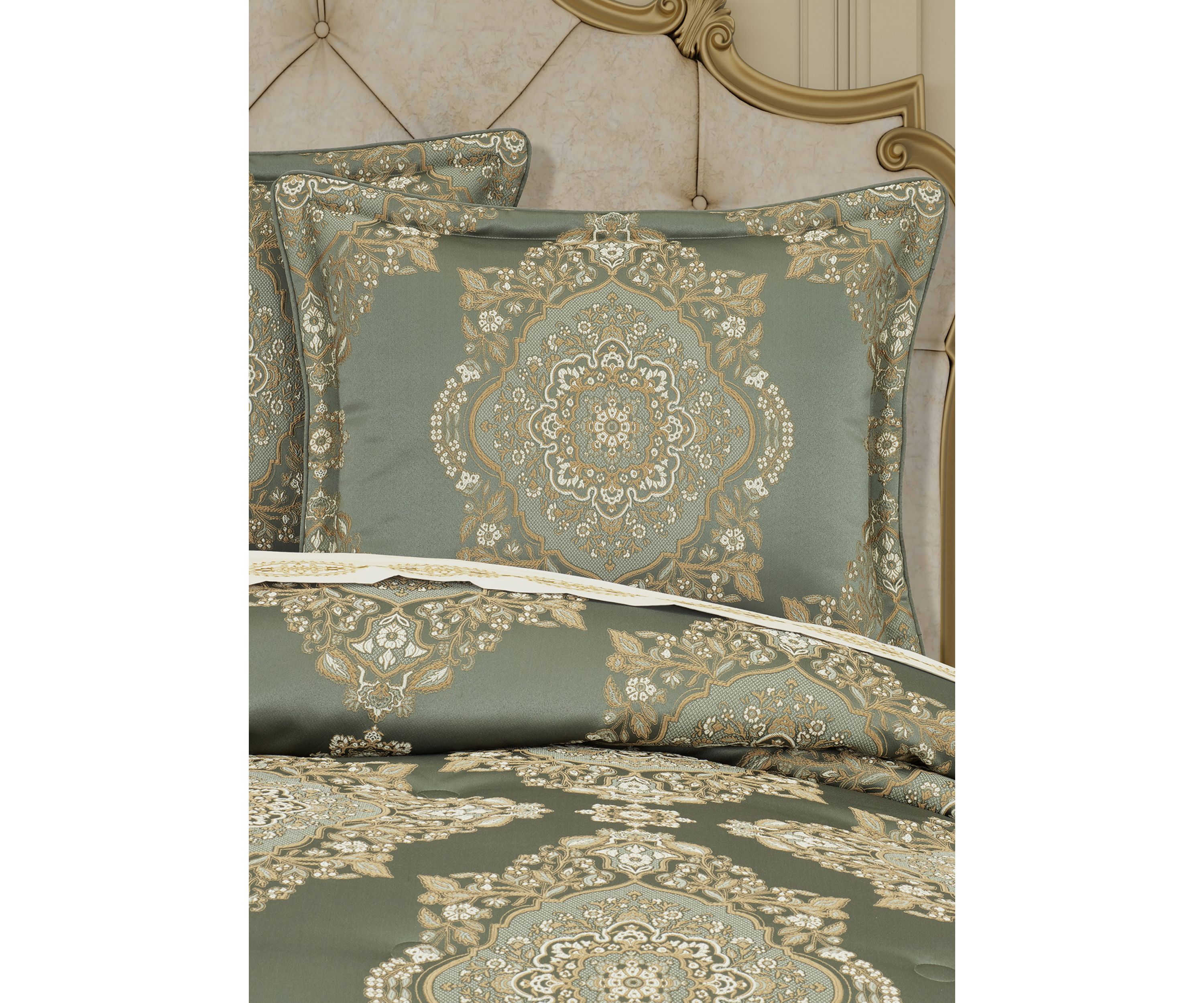 Soprano 4pc. Comforter Set