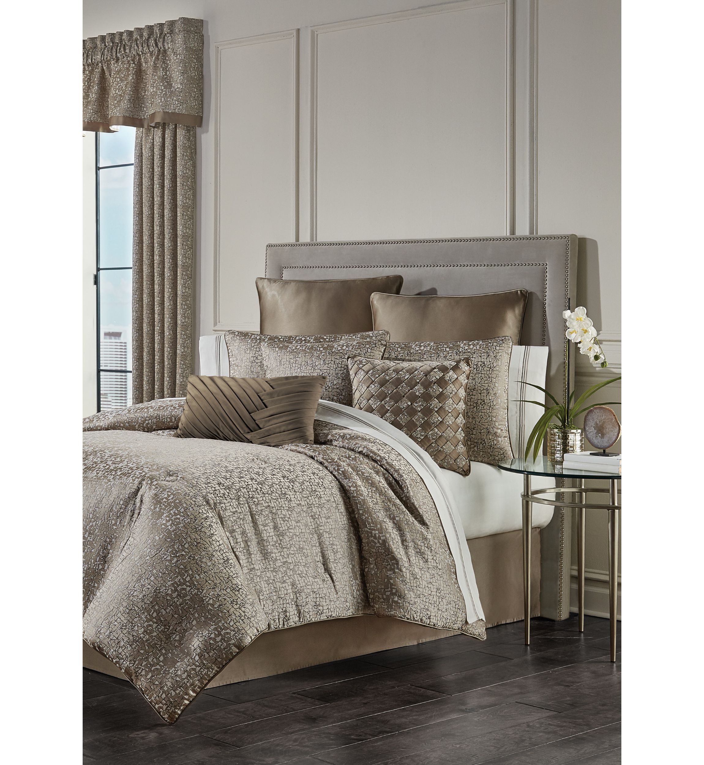 Cracked Ice 4pc. Comforter Set