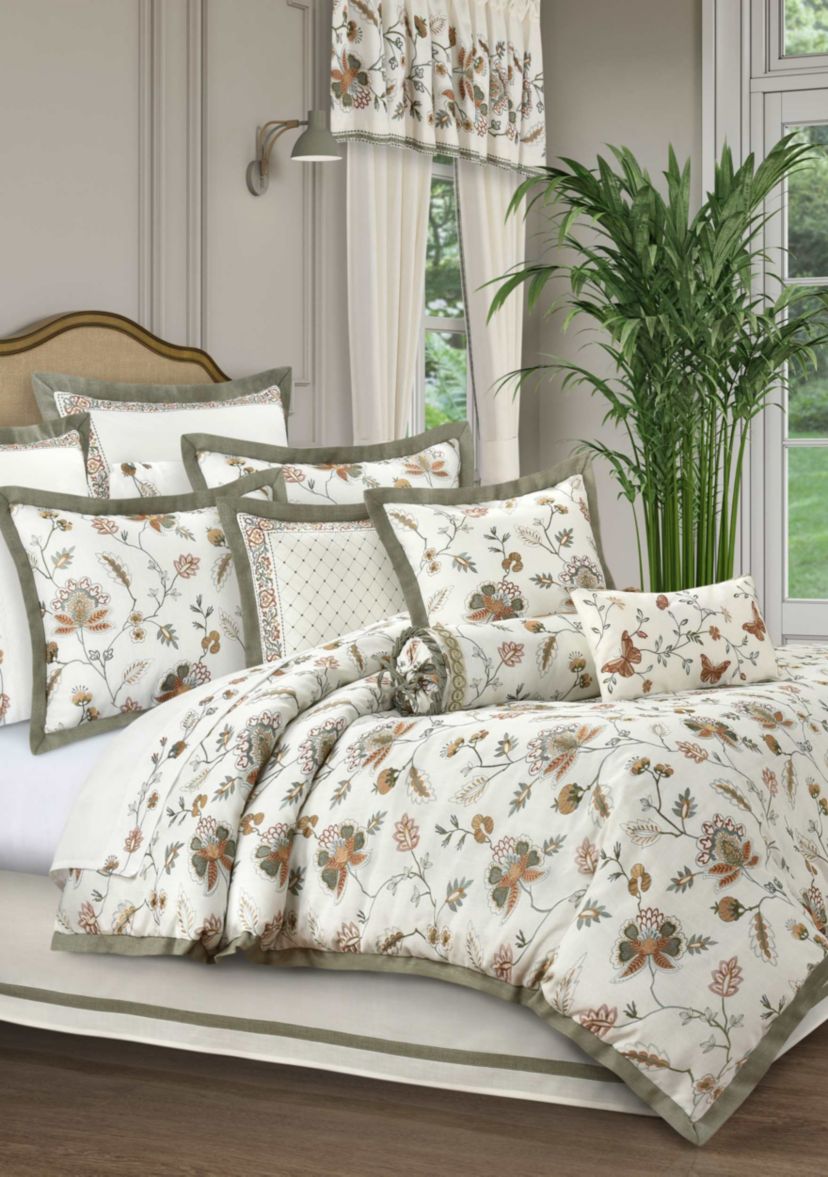 Athena 4pc. Comforter Set