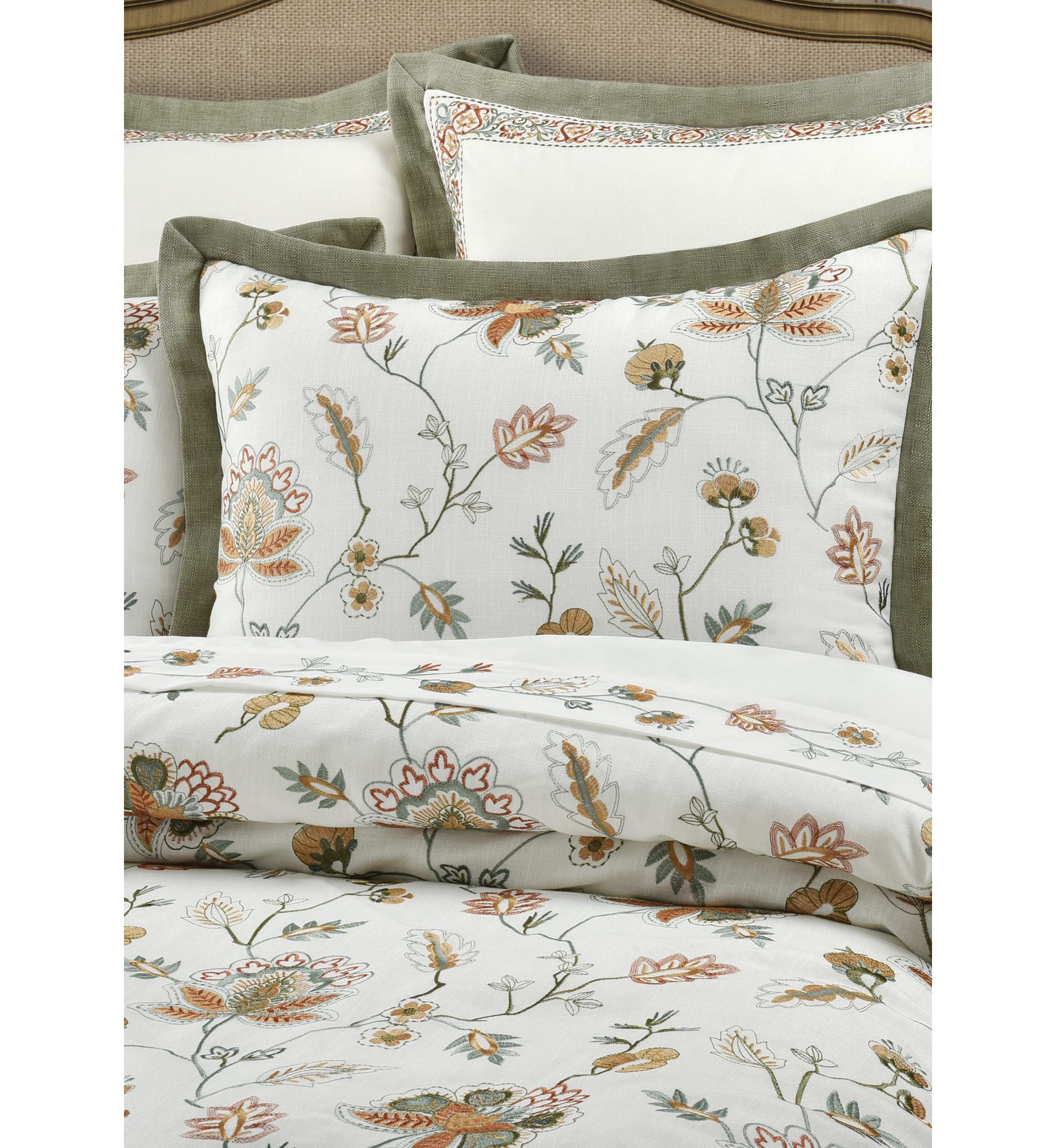 Athena 4pc. Comforter Set