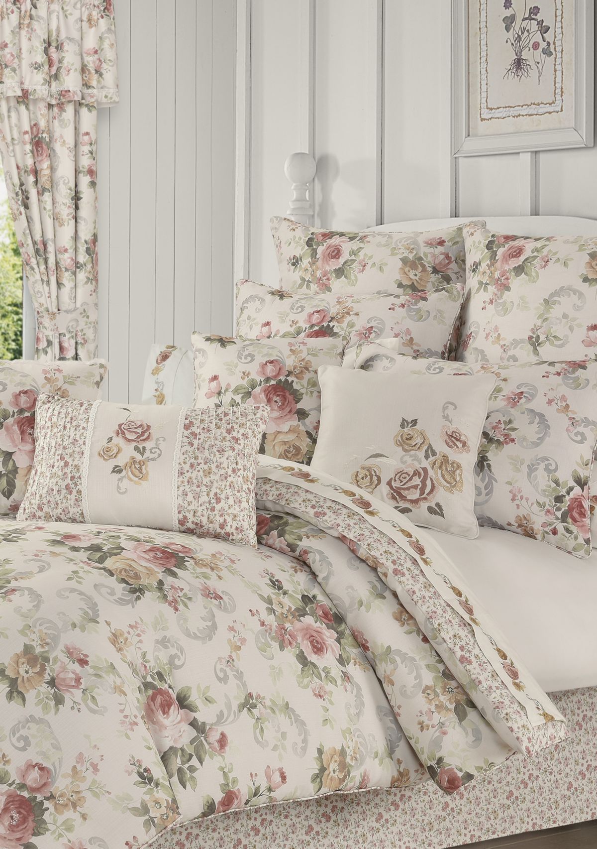 Chablis 4pc. Comforter Set
