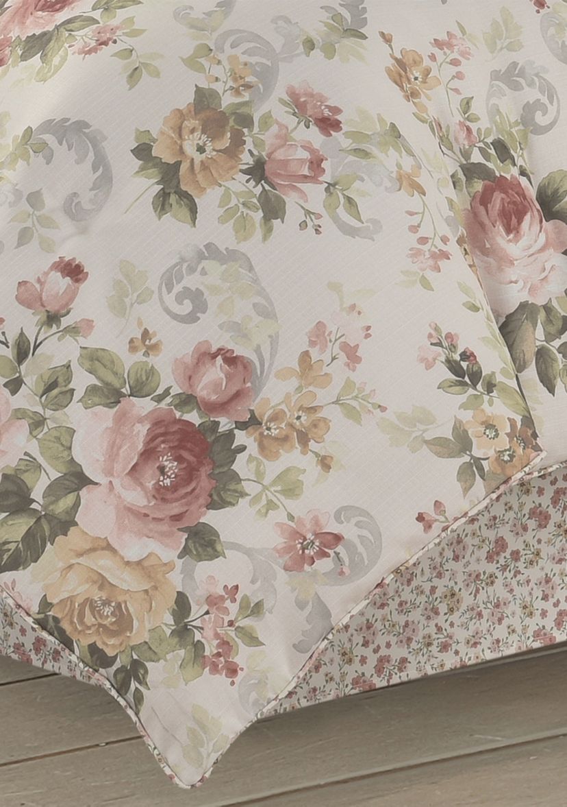Chablis 4pc. Comforter Set