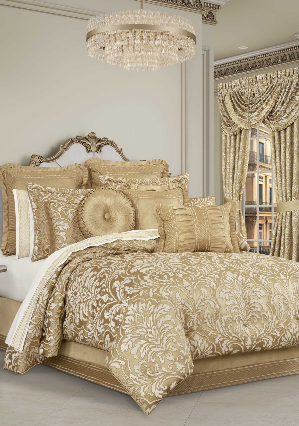 Aurelia 4pc. Comforter Set