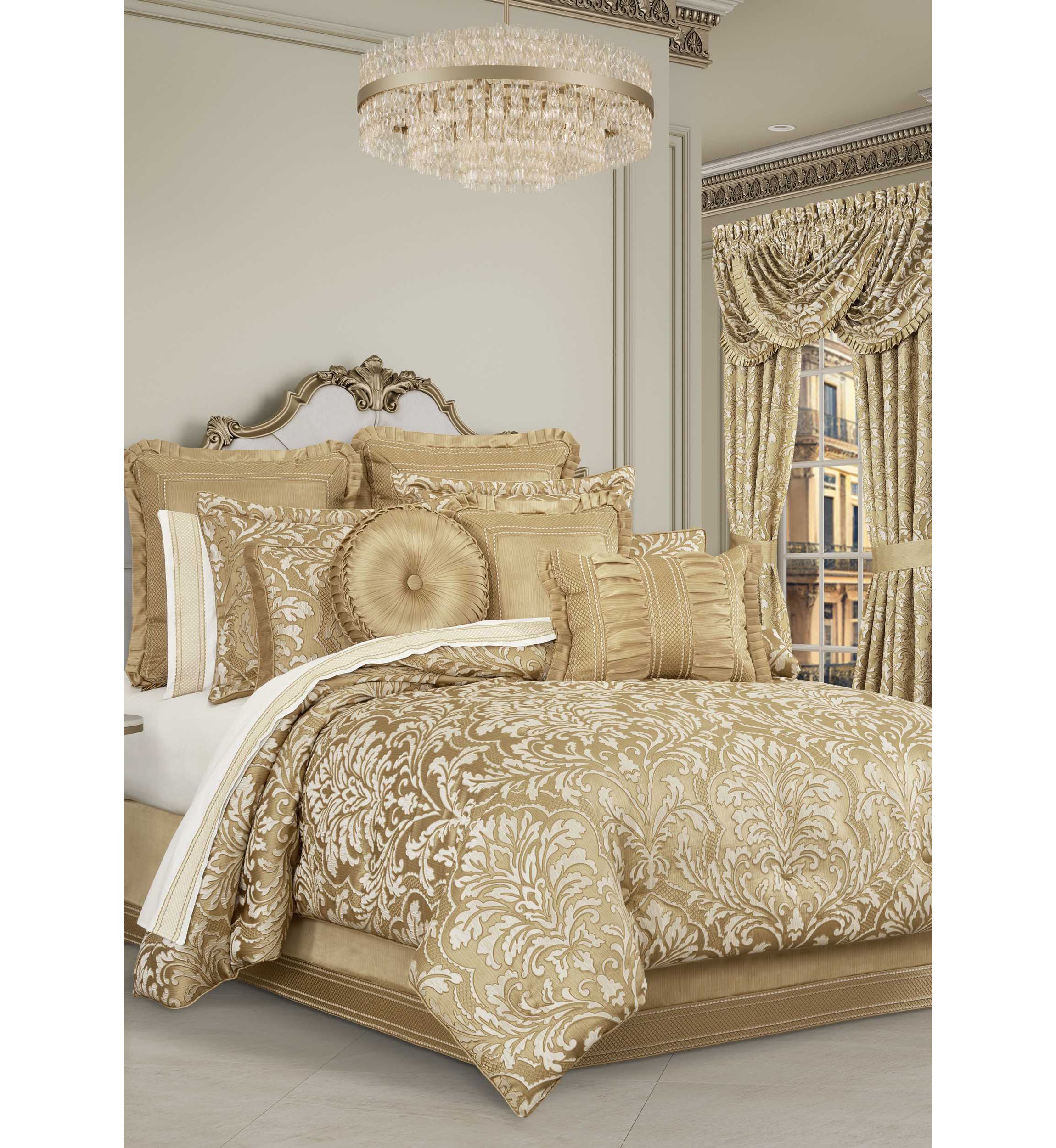 Aurelia 4pc. Comforter Set