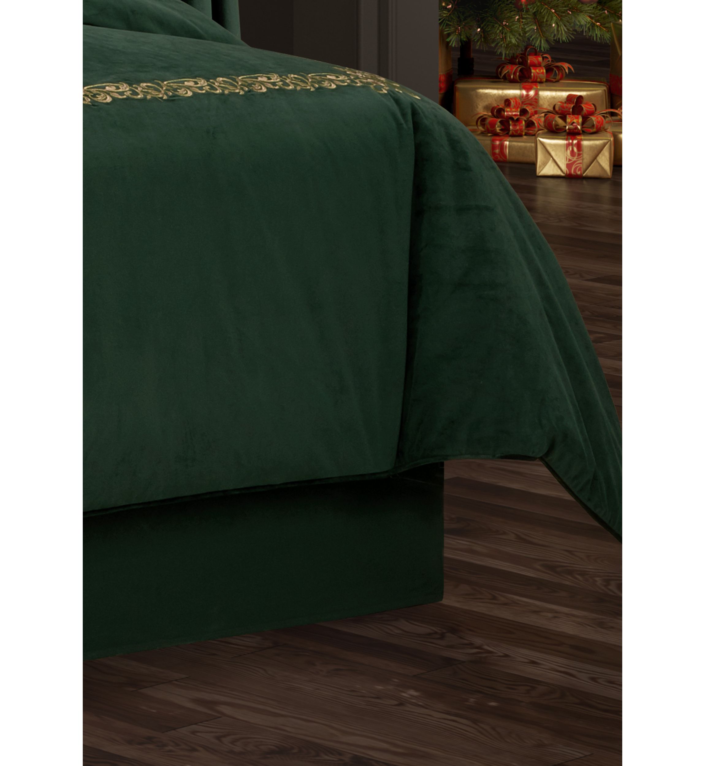 Noelle Bedskirt