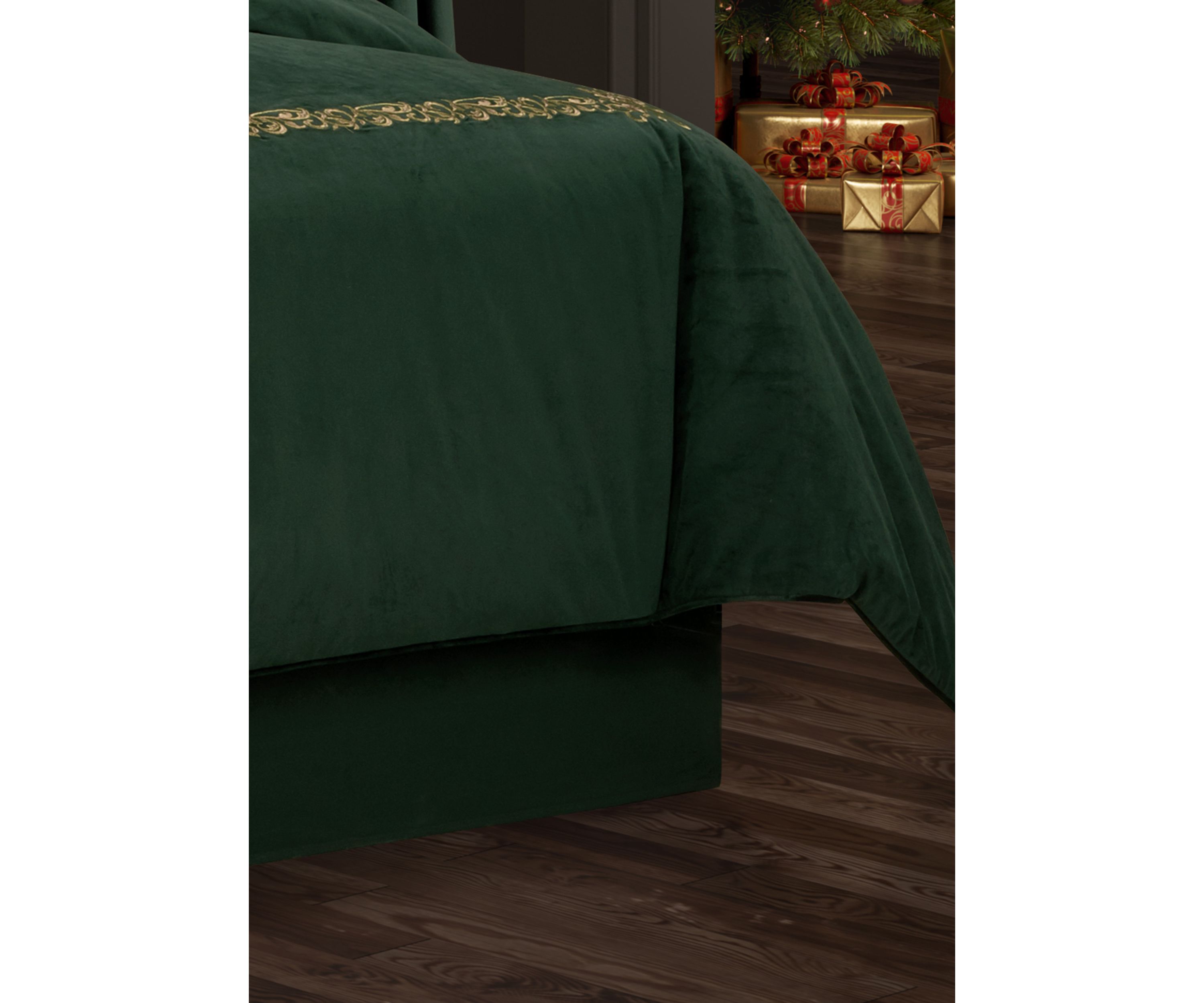 Noelle Bedskirt