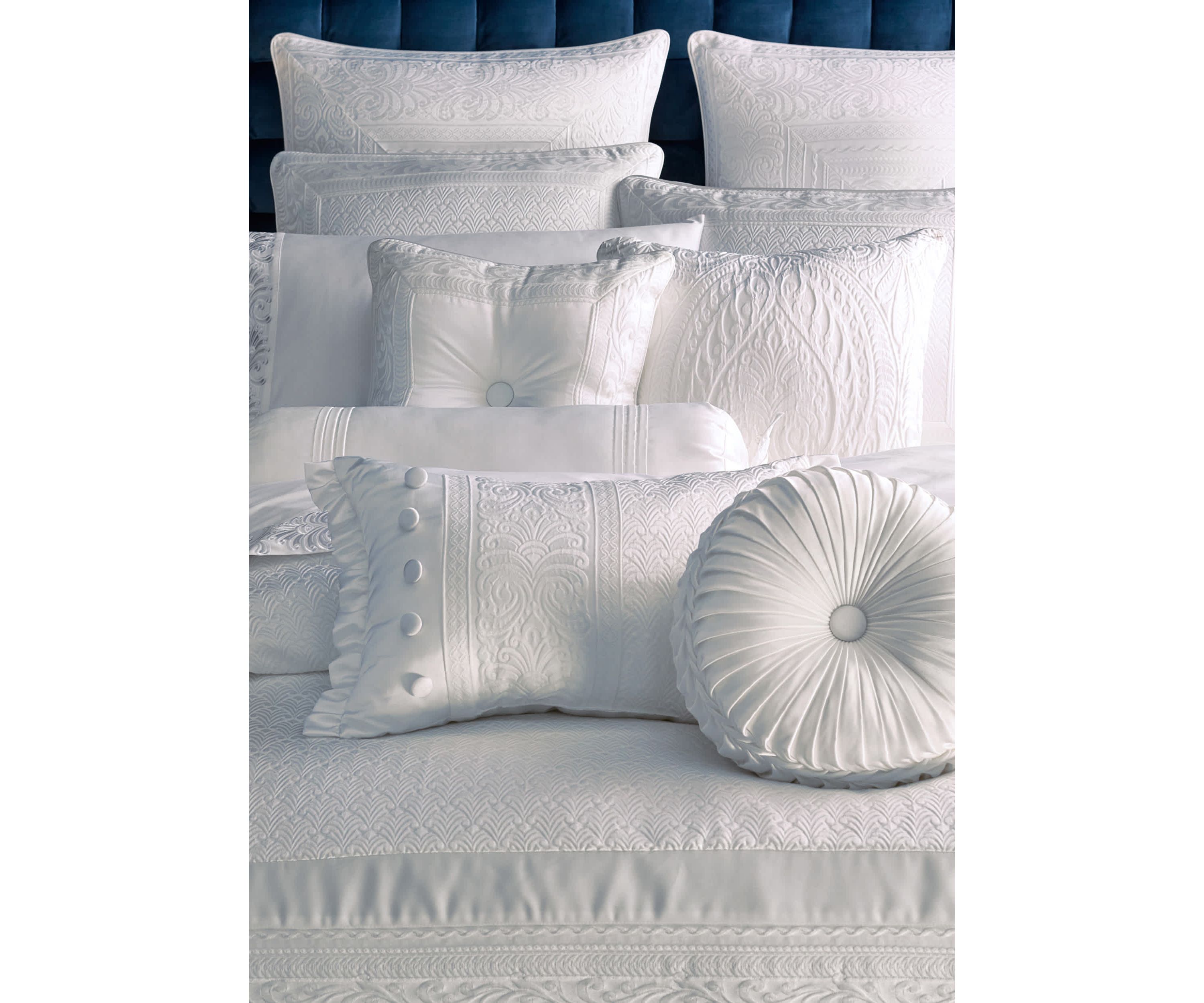 Becco 4pc. Comforter Set