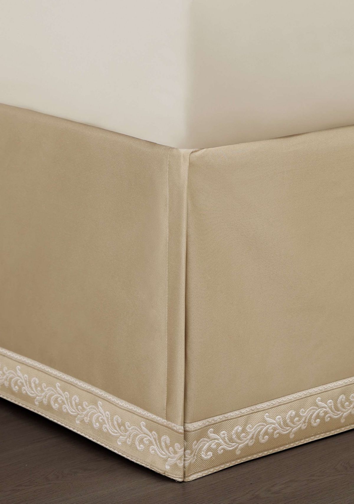 Sondra 4pc. Comforter Set