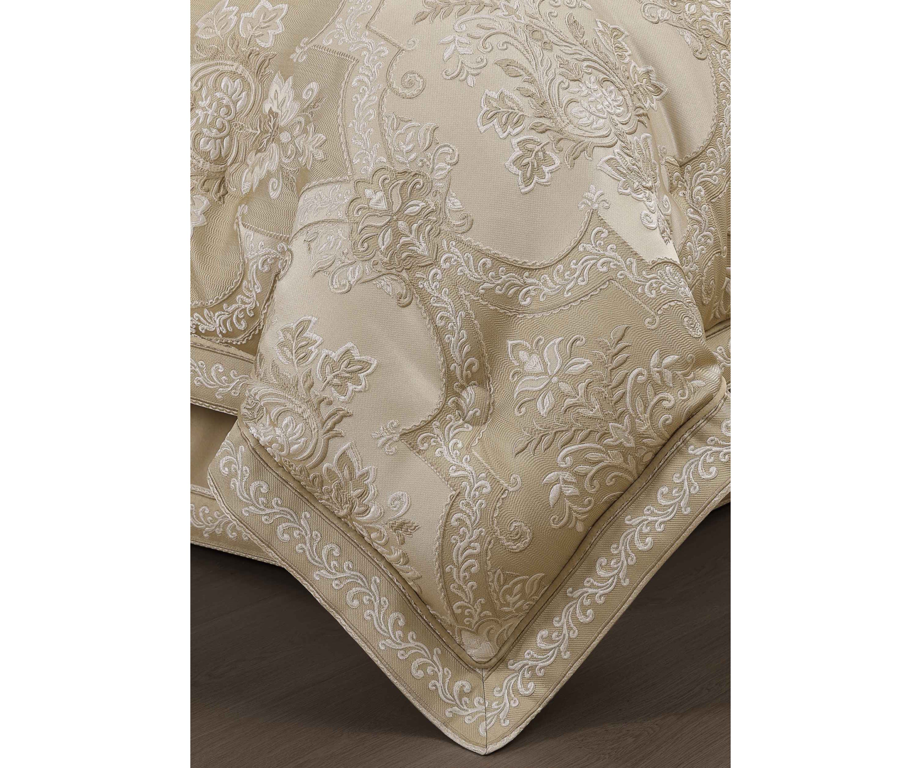 Sondra 4pc. Comforter Set