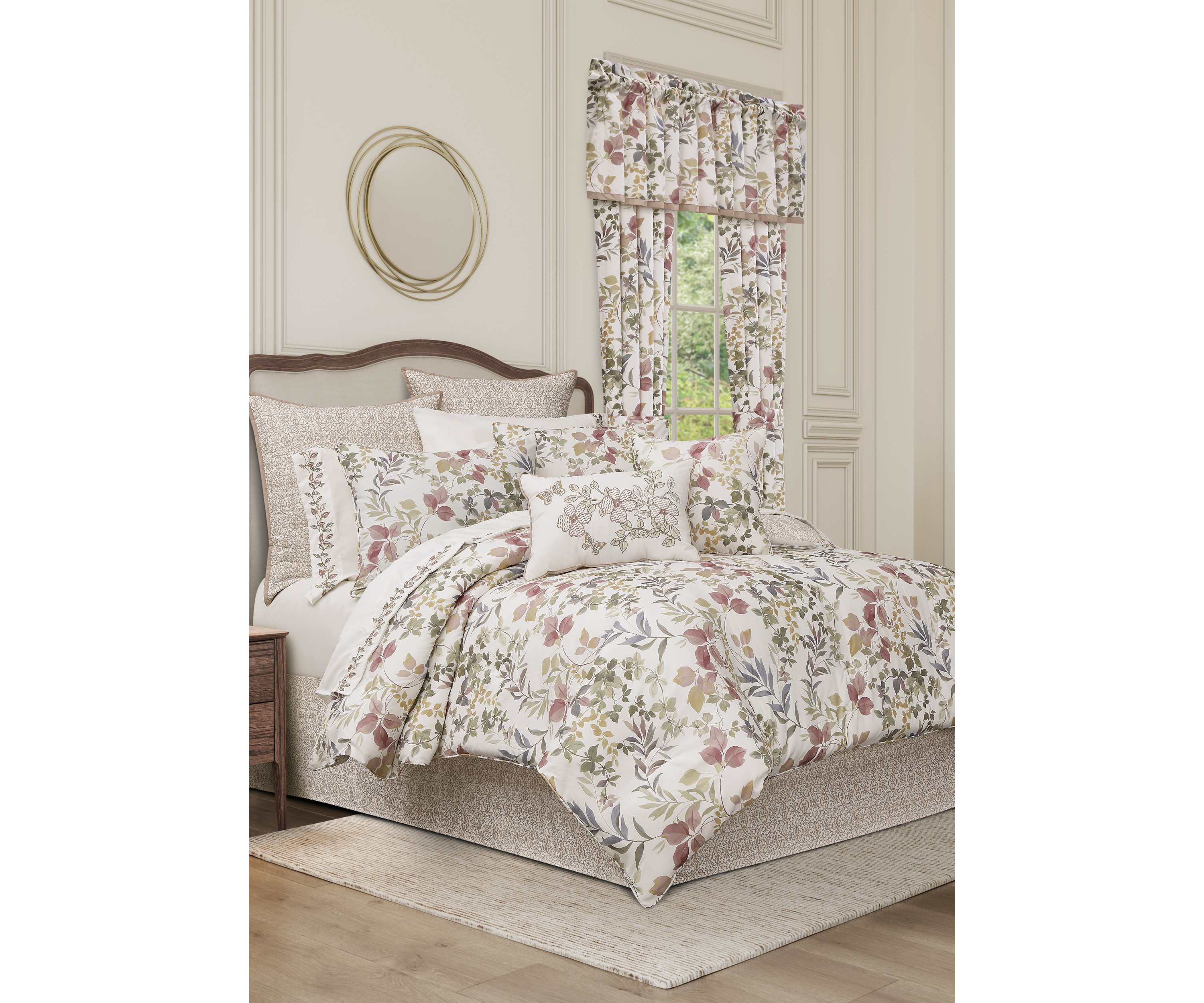 Rosewood 4pc. Comforter Set