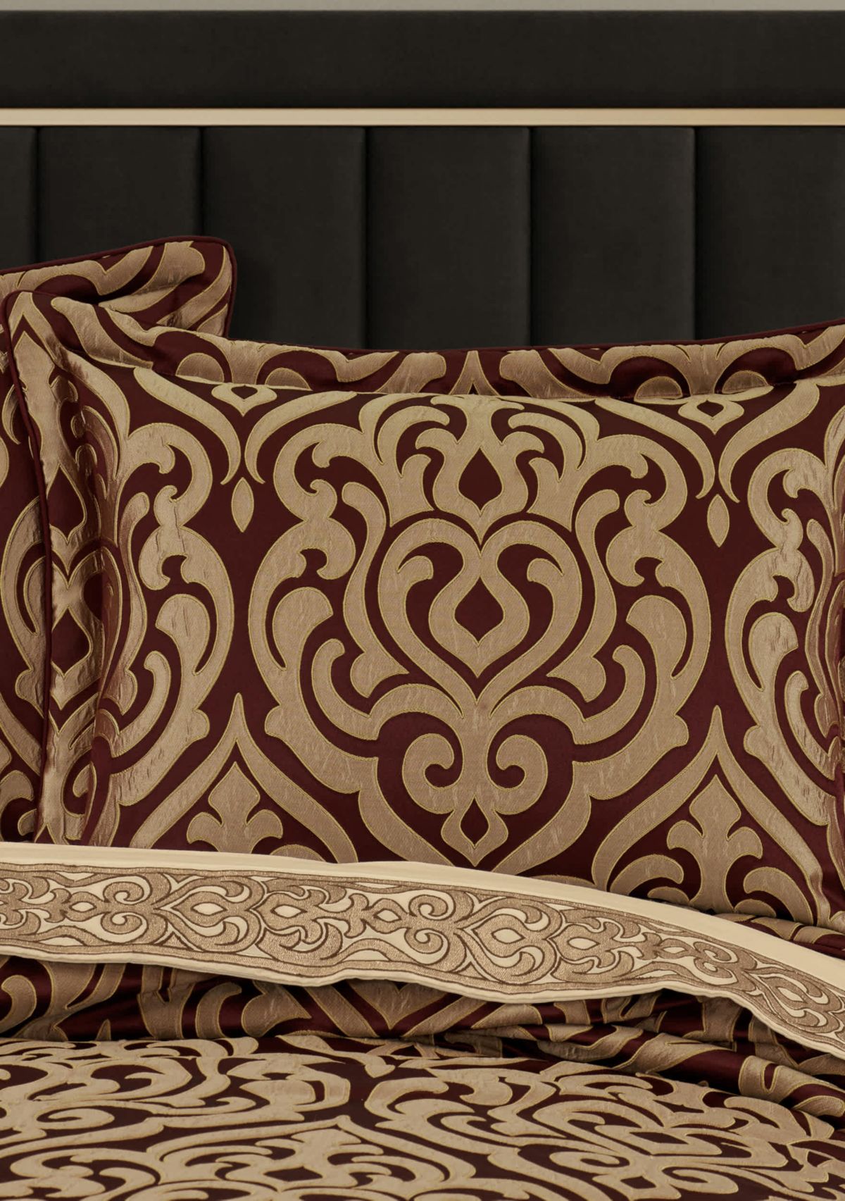 Renzo 4pc. Comforter Set