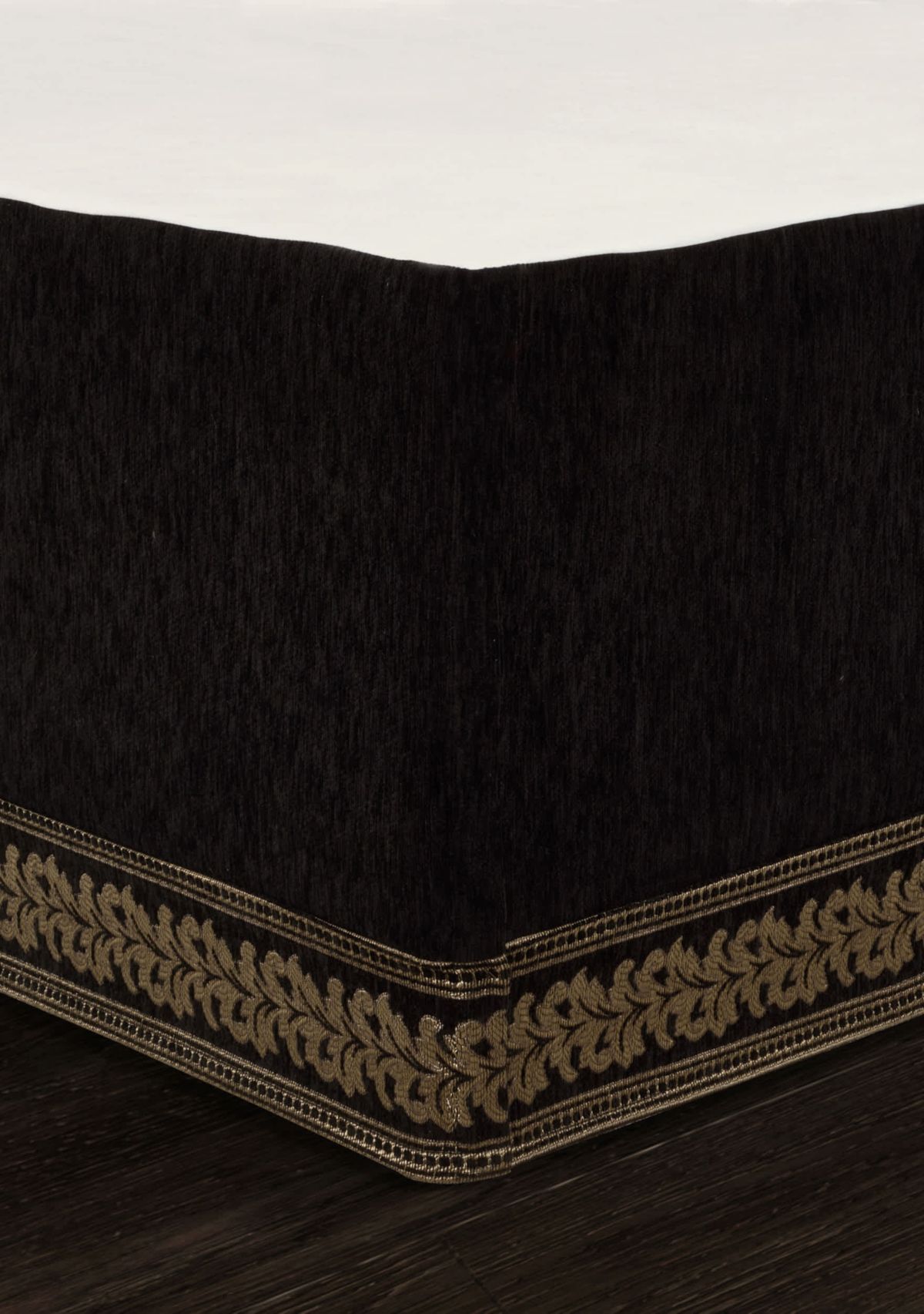 Laurenza 4pc. Comforter Set