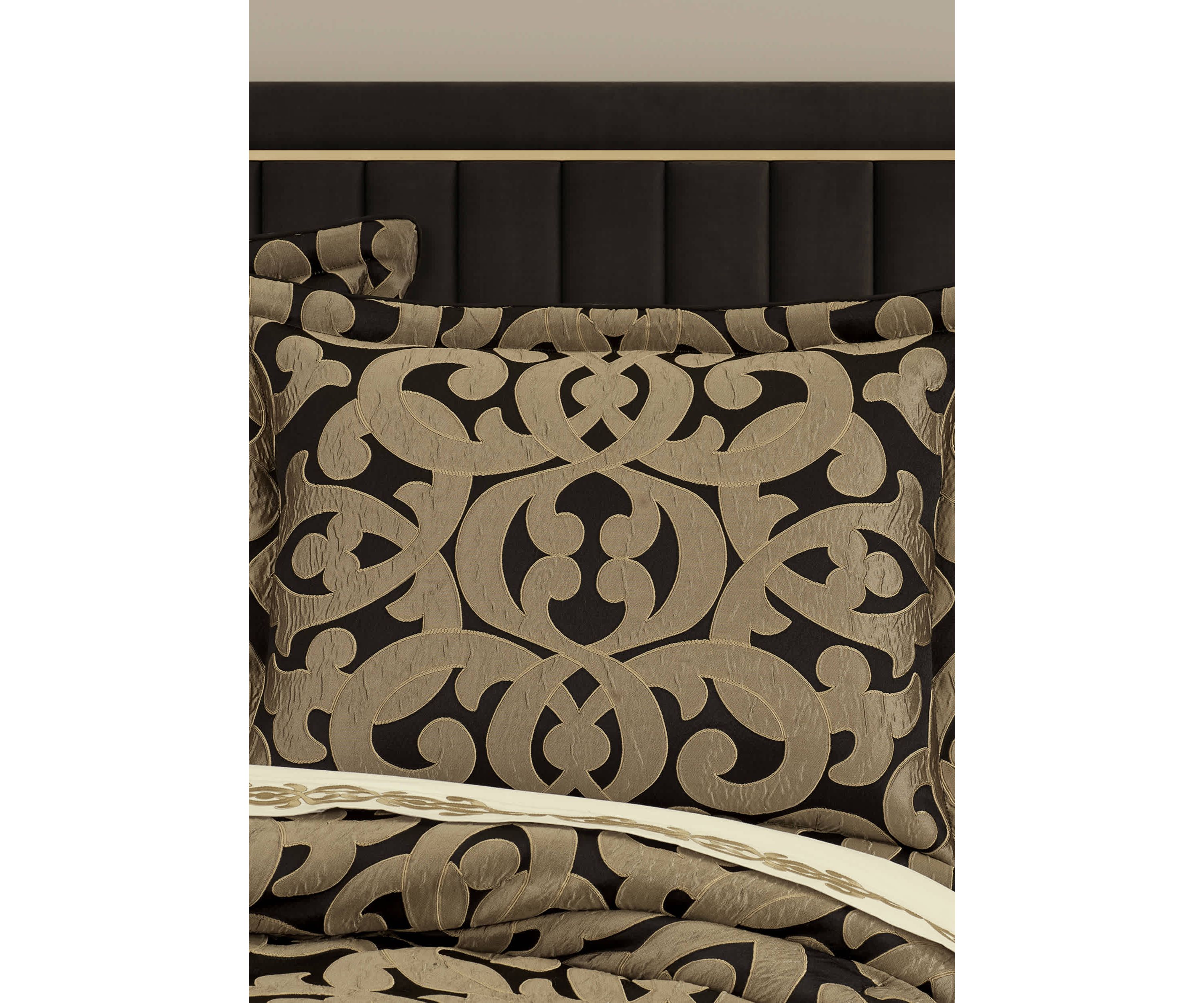 La Boheme 4pc. Comforter Set
