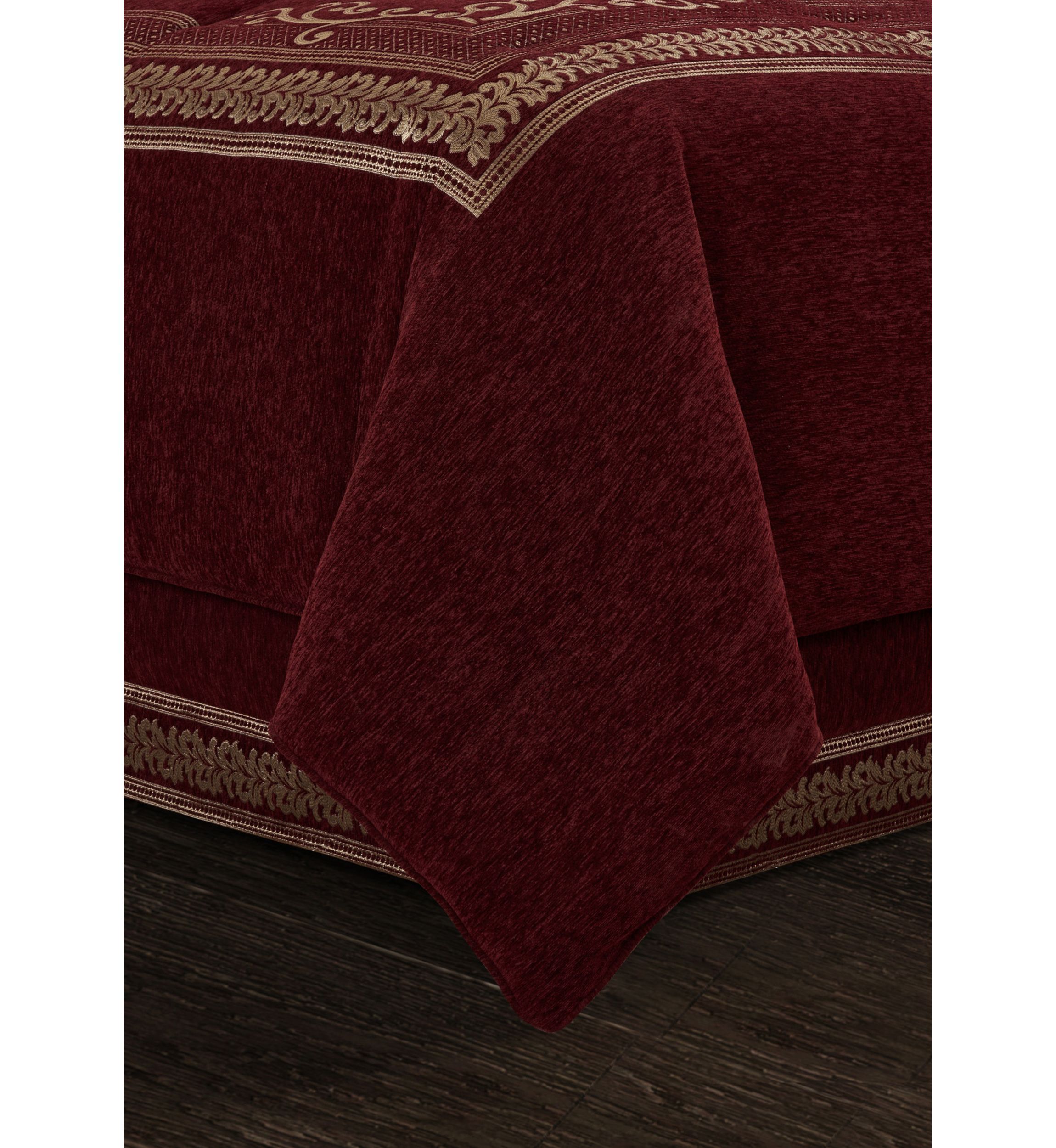 Laurenza 4 Piece Comforter Set