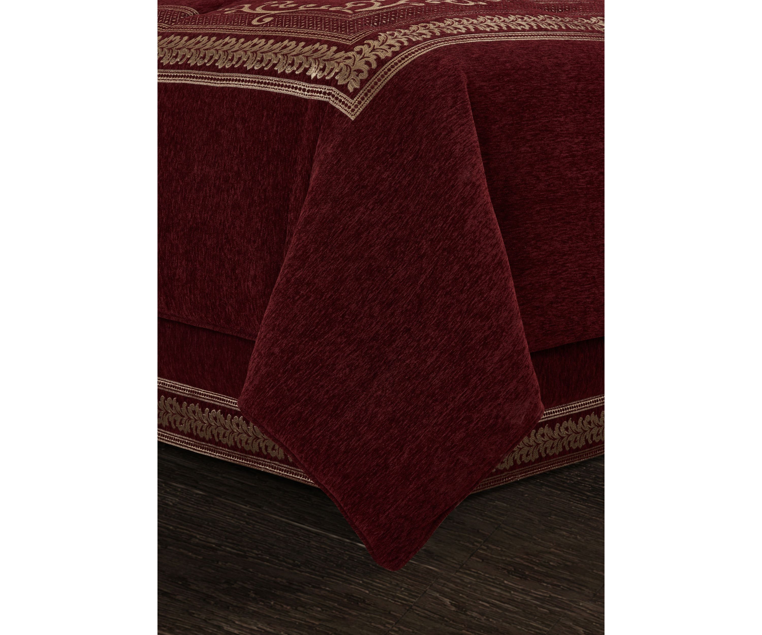 Laurenza 4 Piece Comforter Set