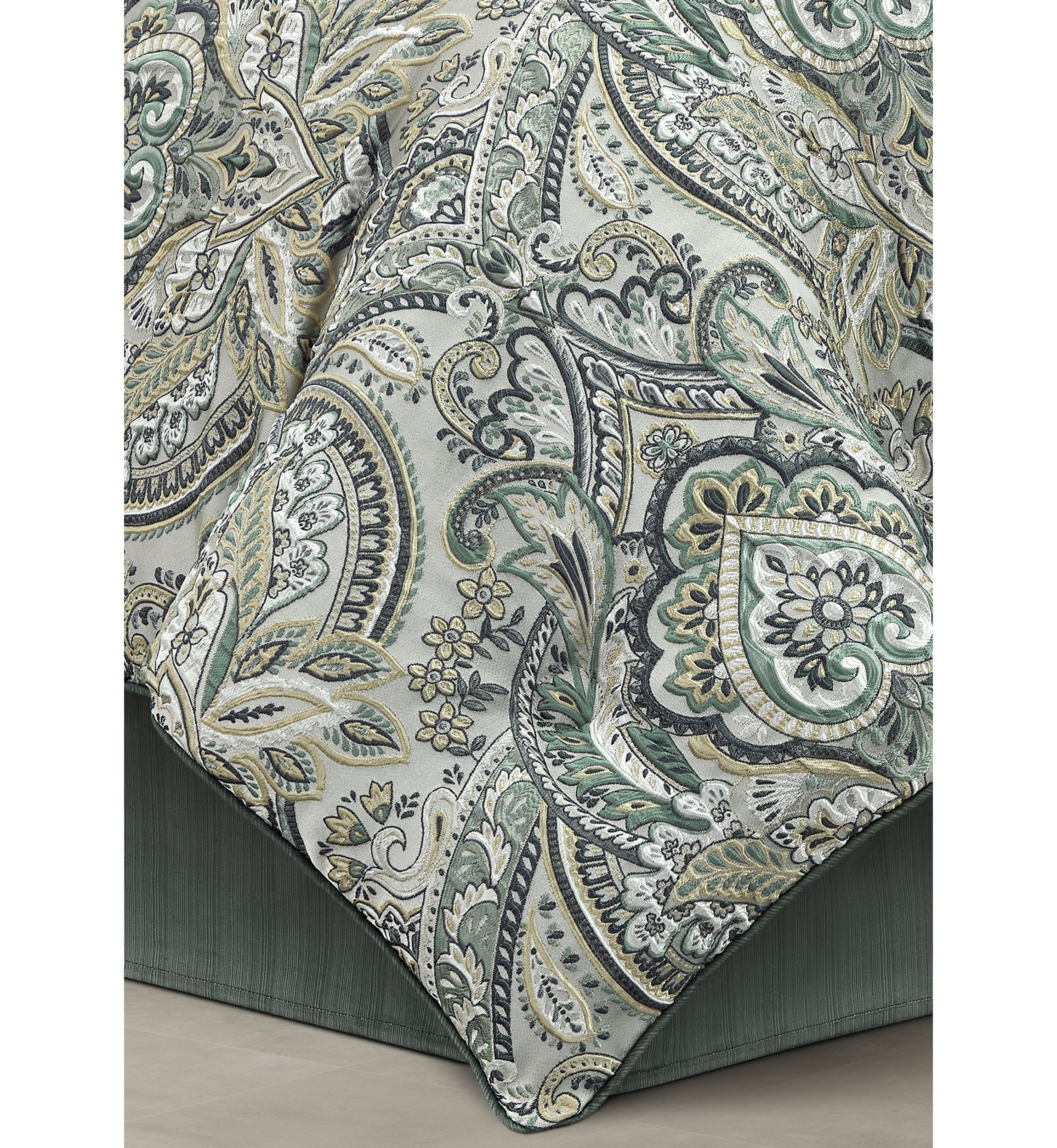 Nico 4 Piece Comforter Set