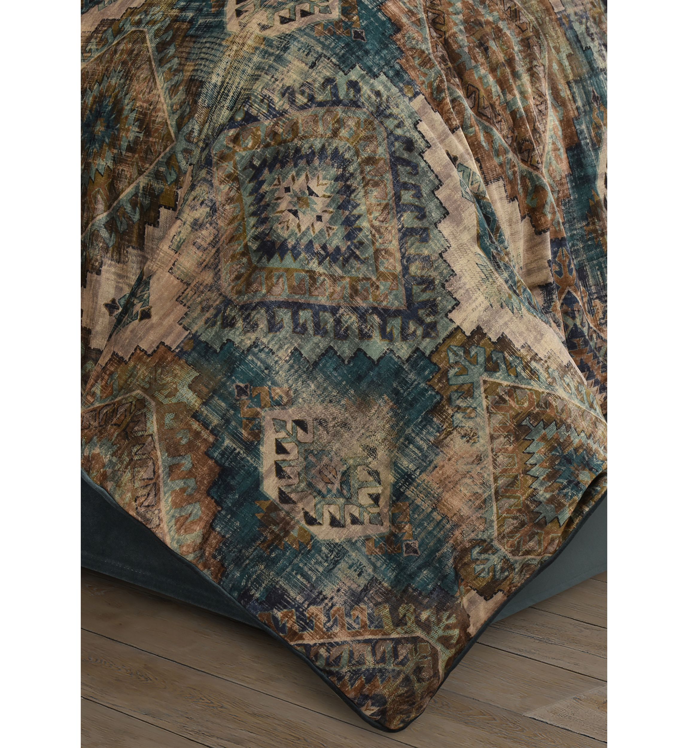 Baja 4 Piece Comforter Set