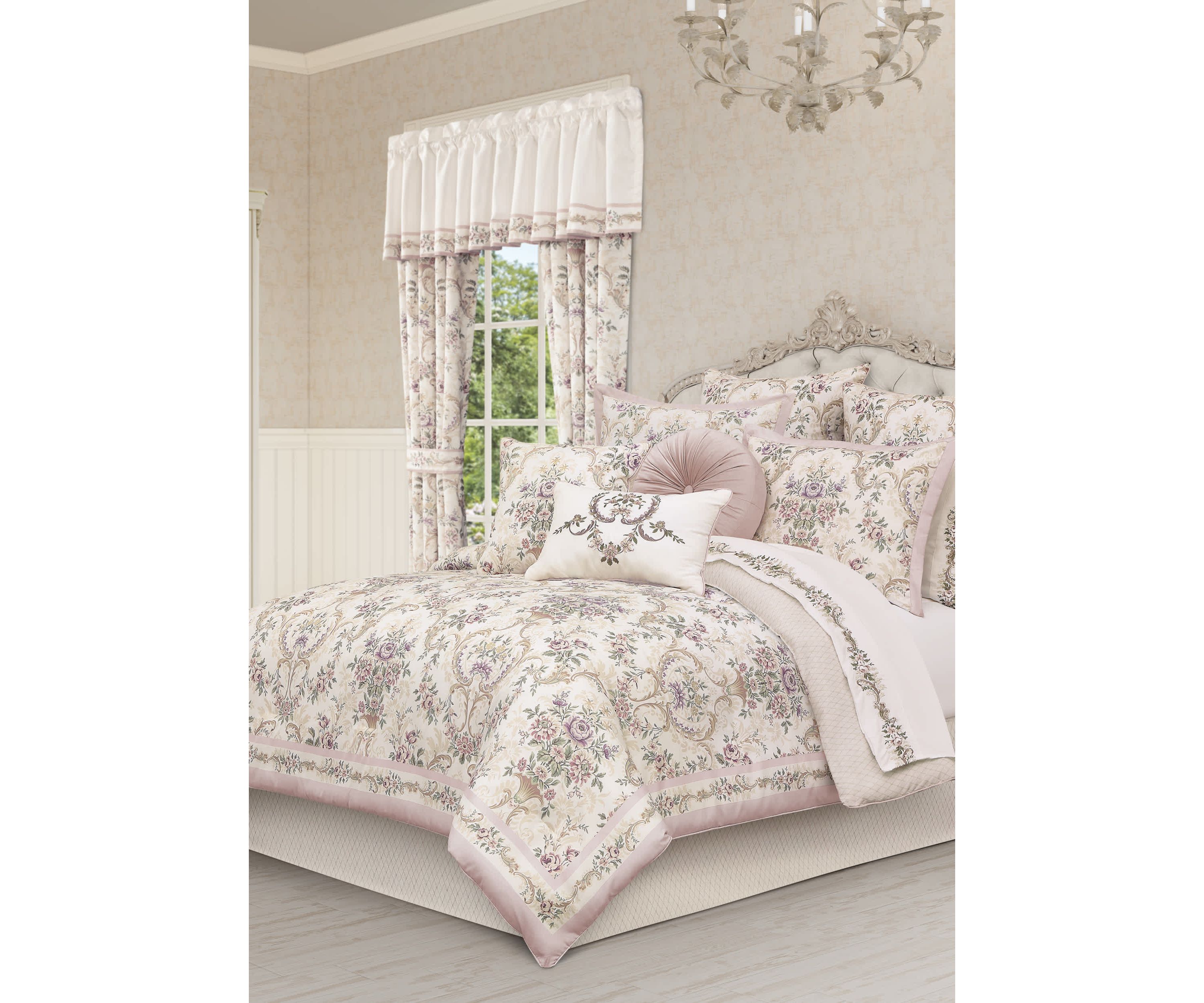 Avant Garden 4pc. Comforter Set