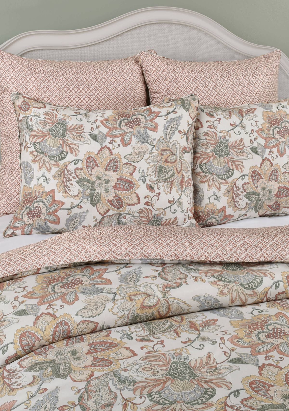 Janessa 4pc. Comforter Set