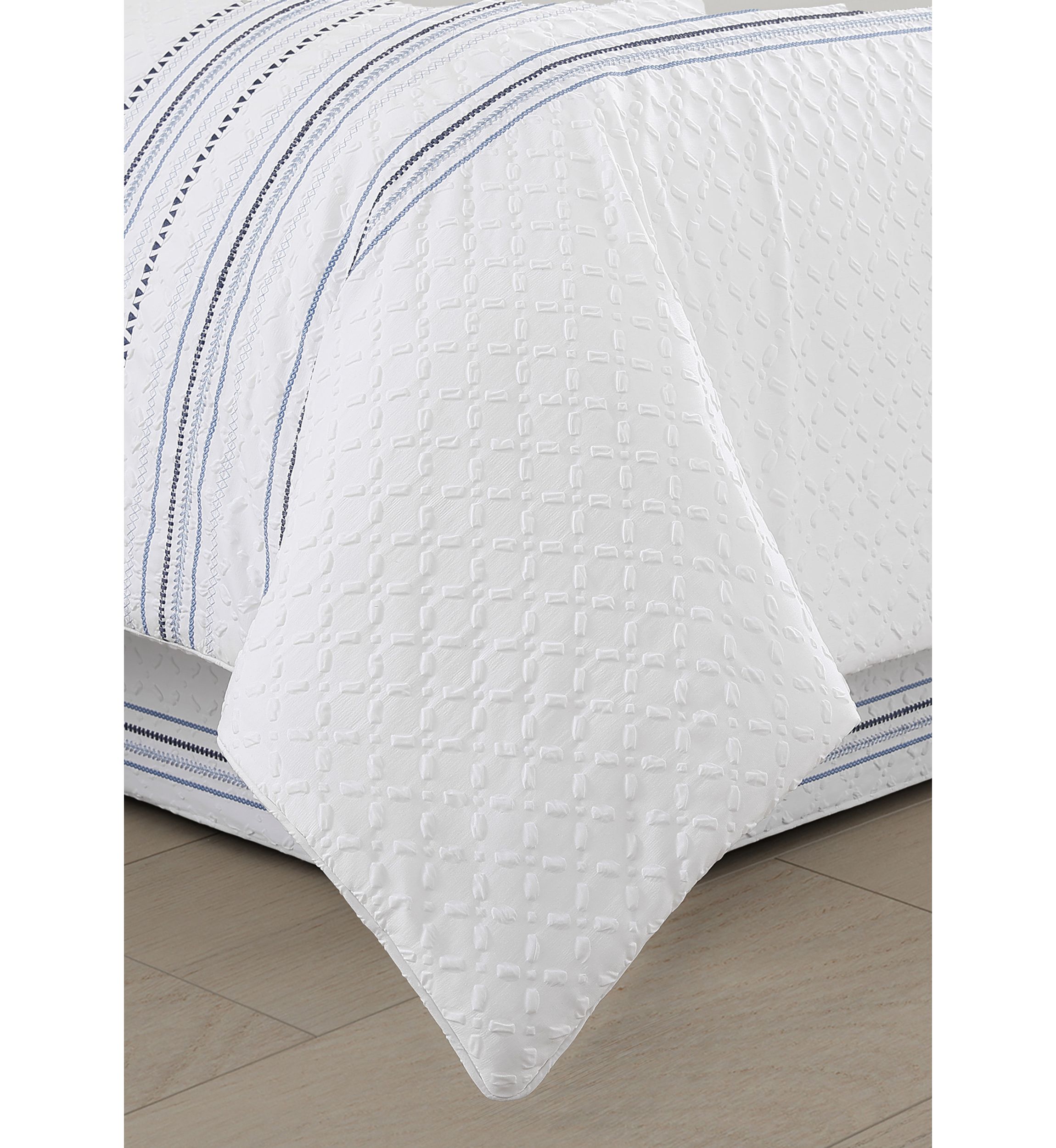 Bayside 4 Piece Comforter Set