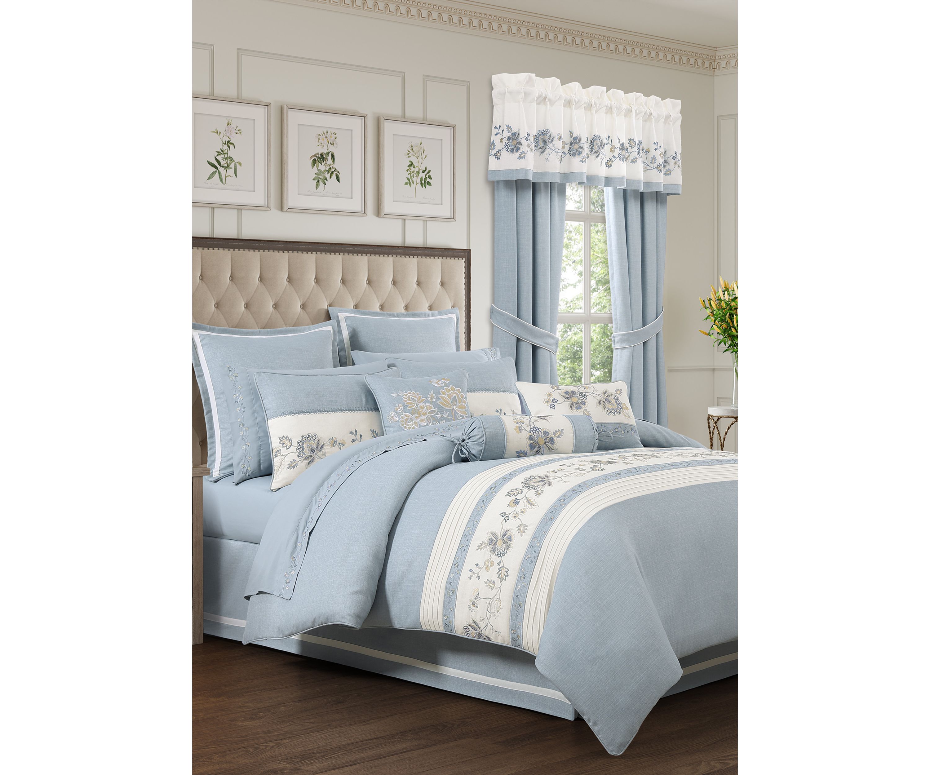 Garden Bloom 4 Piece Comforter Set