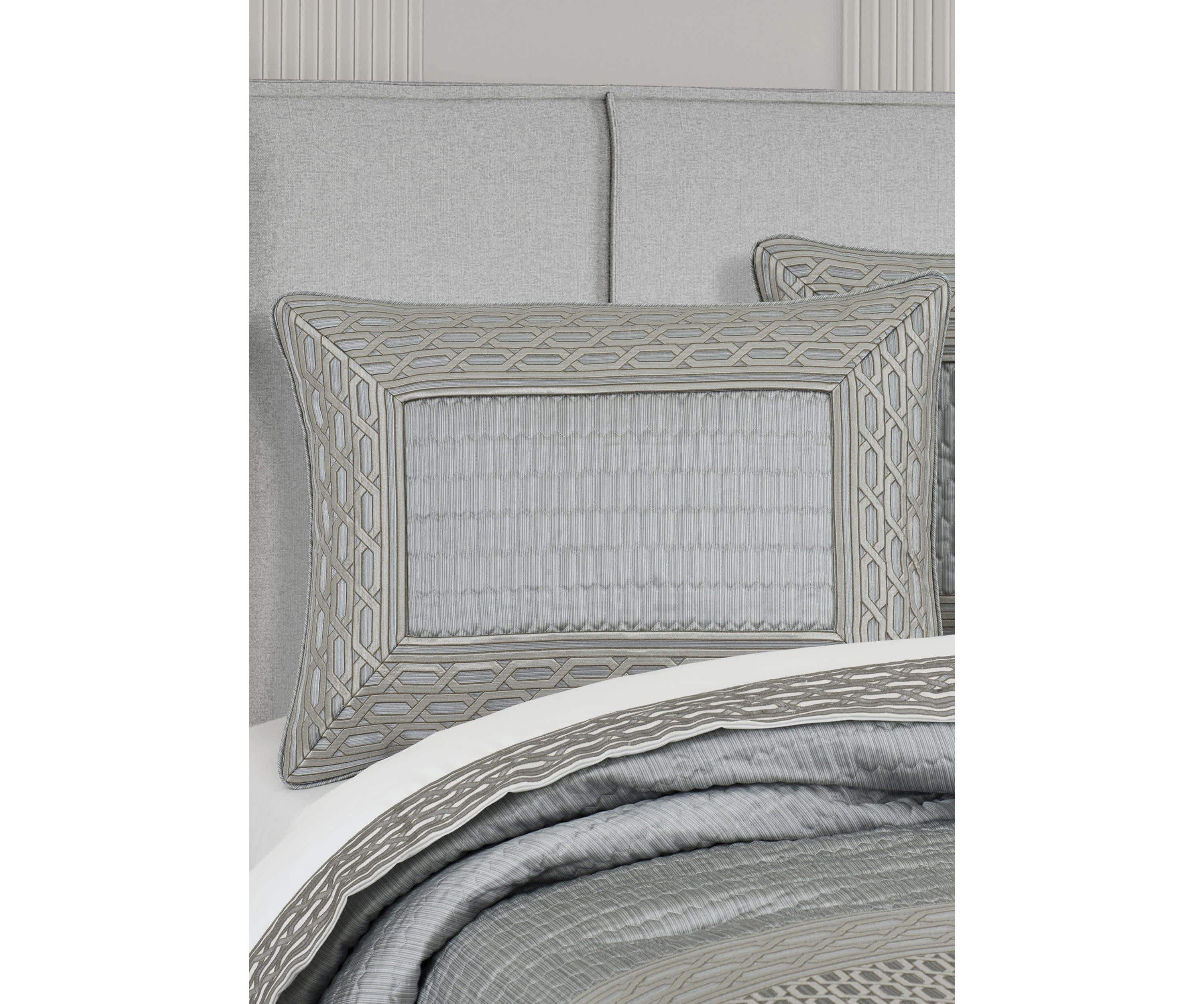 Metropolitan 4pc. Comforter Set