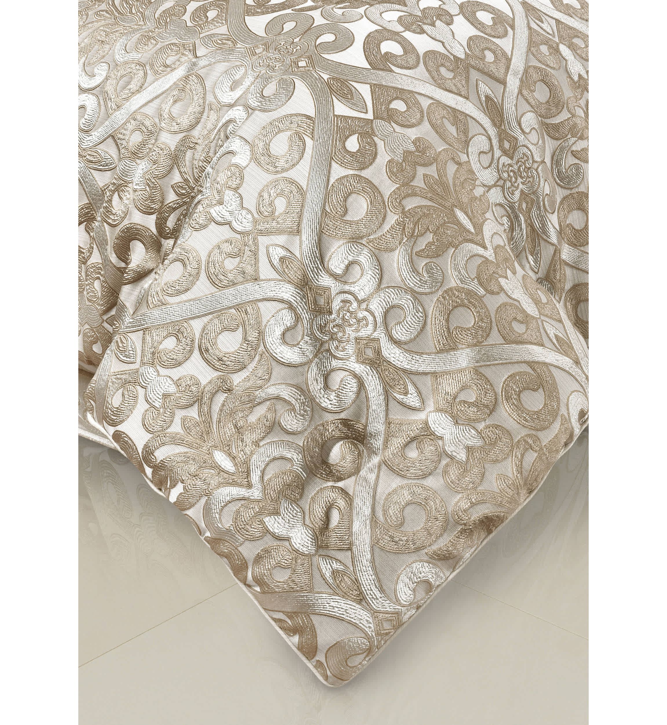 Amaretto 4pc. Comforter Set