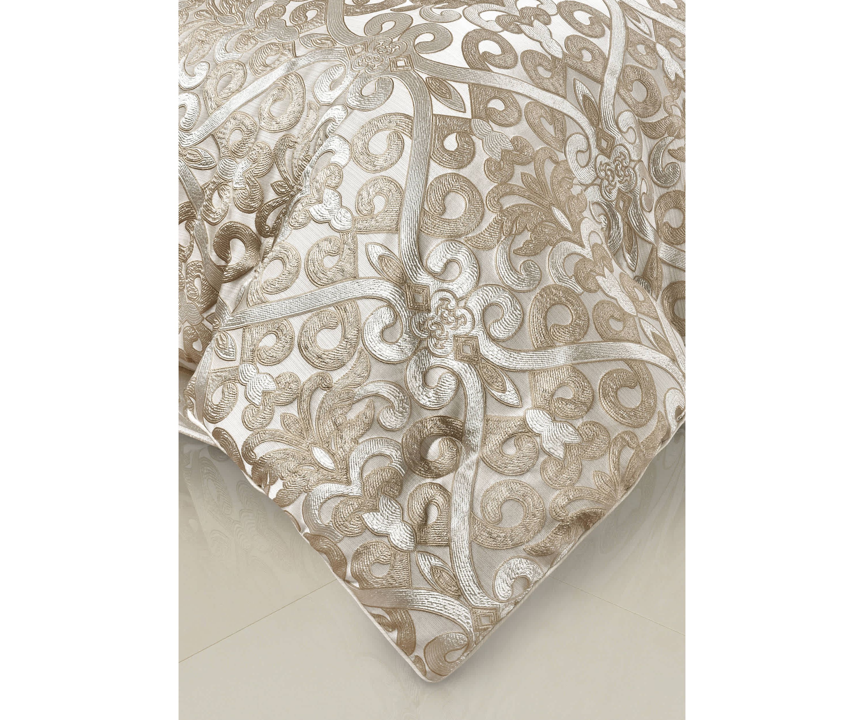 Amaretto 4pc. Comforter Set