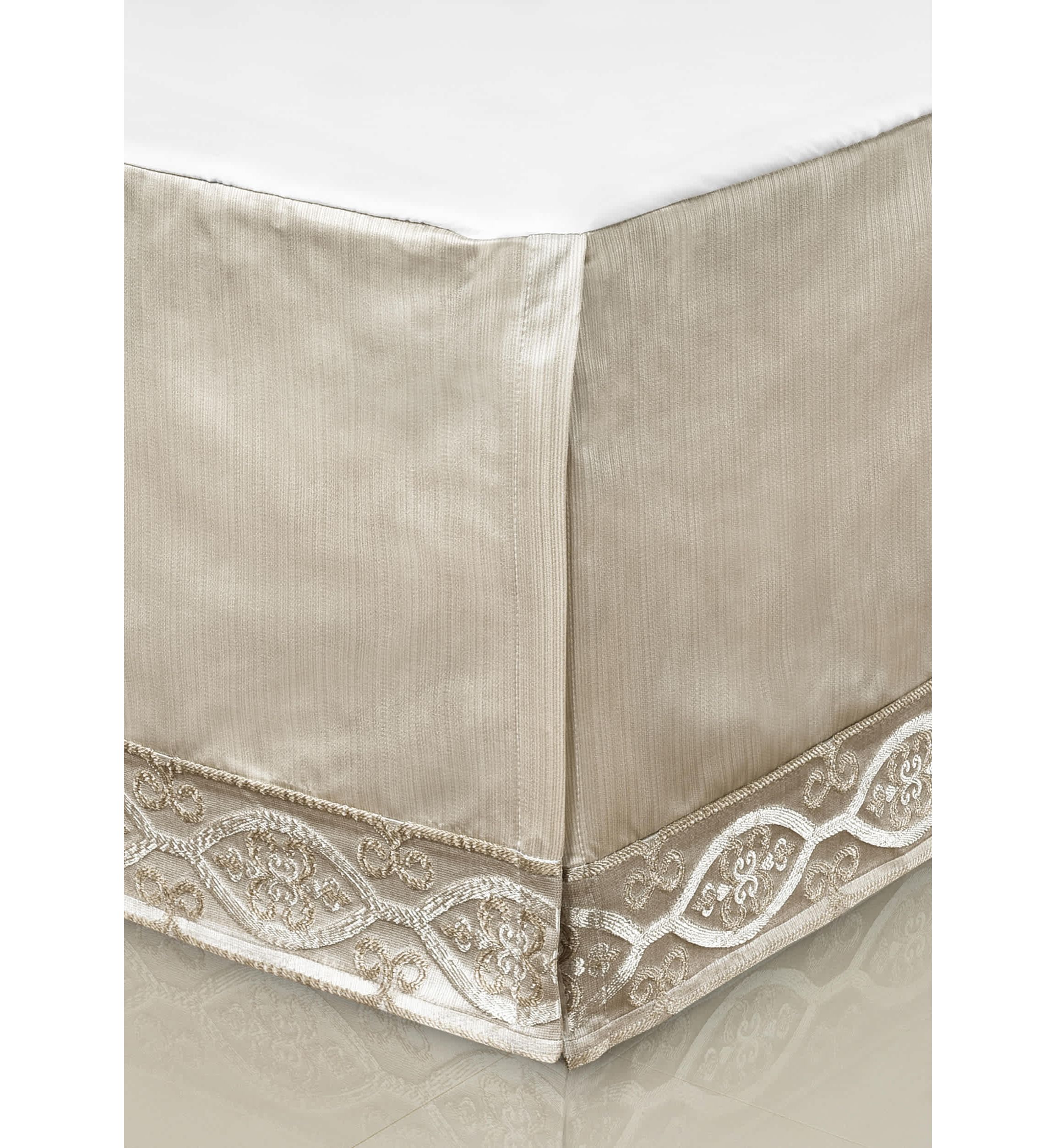 Amaretto 4pc. Comforter Set
