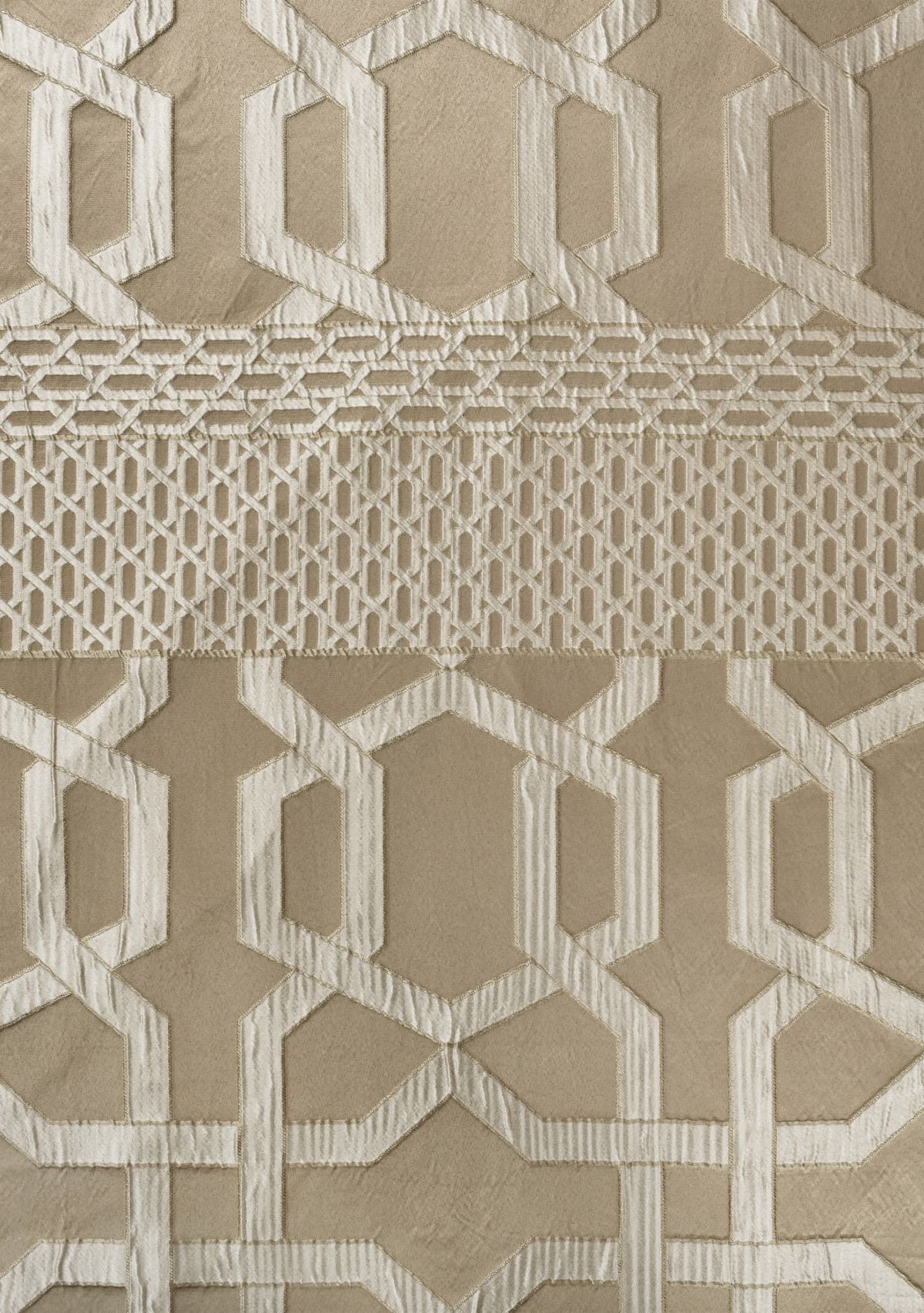 Olympus 3pc. Comforter Set