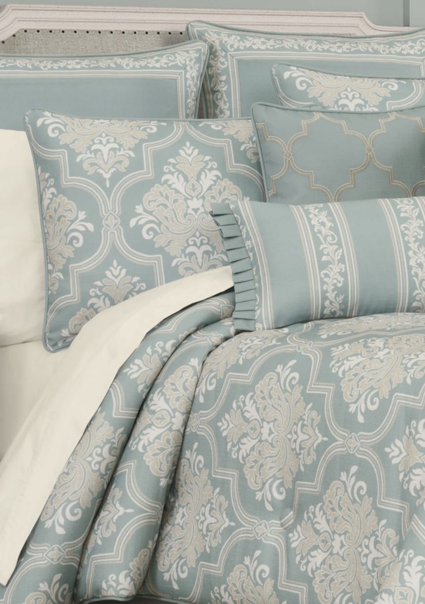 Tranquility 3pc. Comforter Set