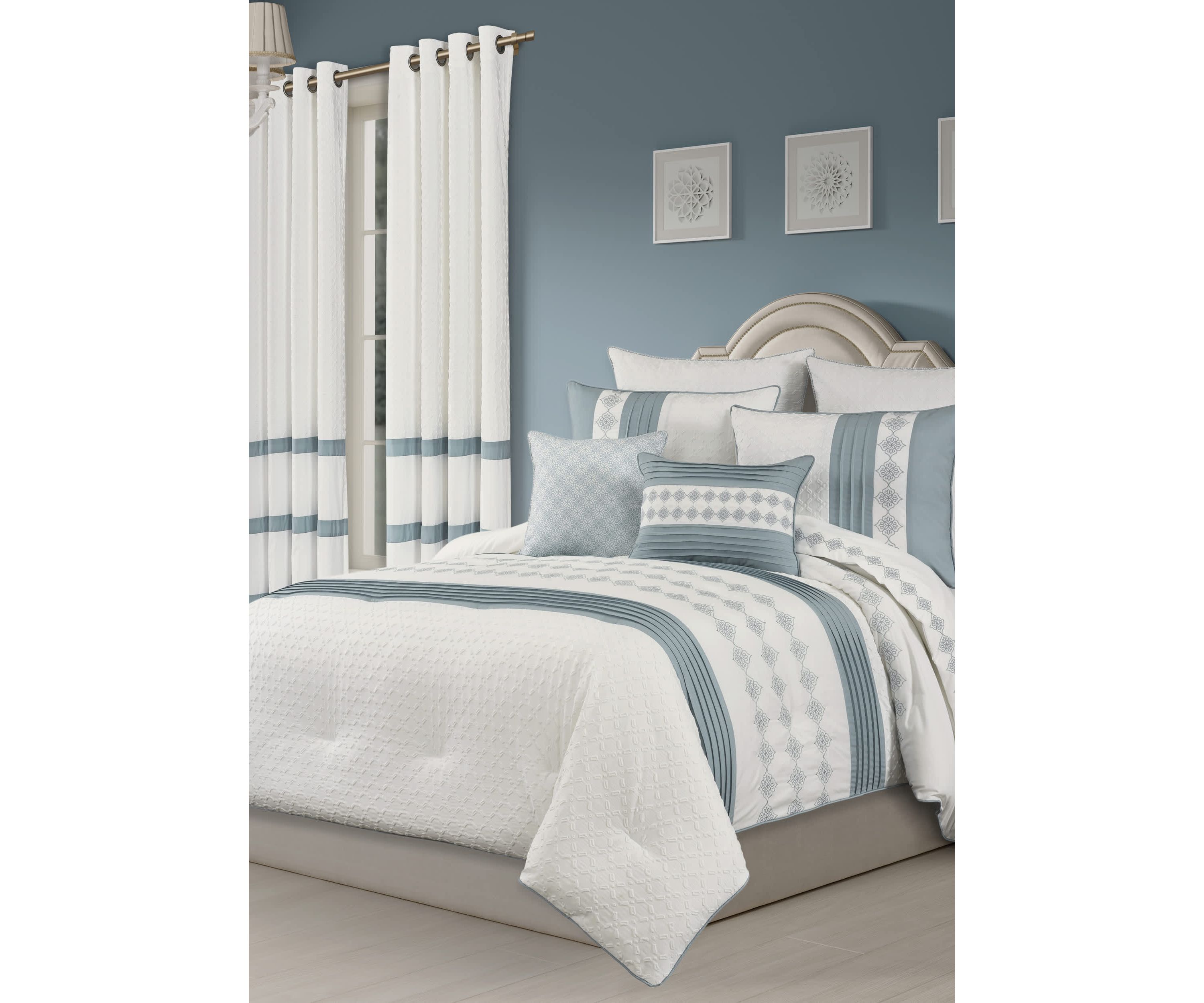 Trilogy 3pc. Comforter Set